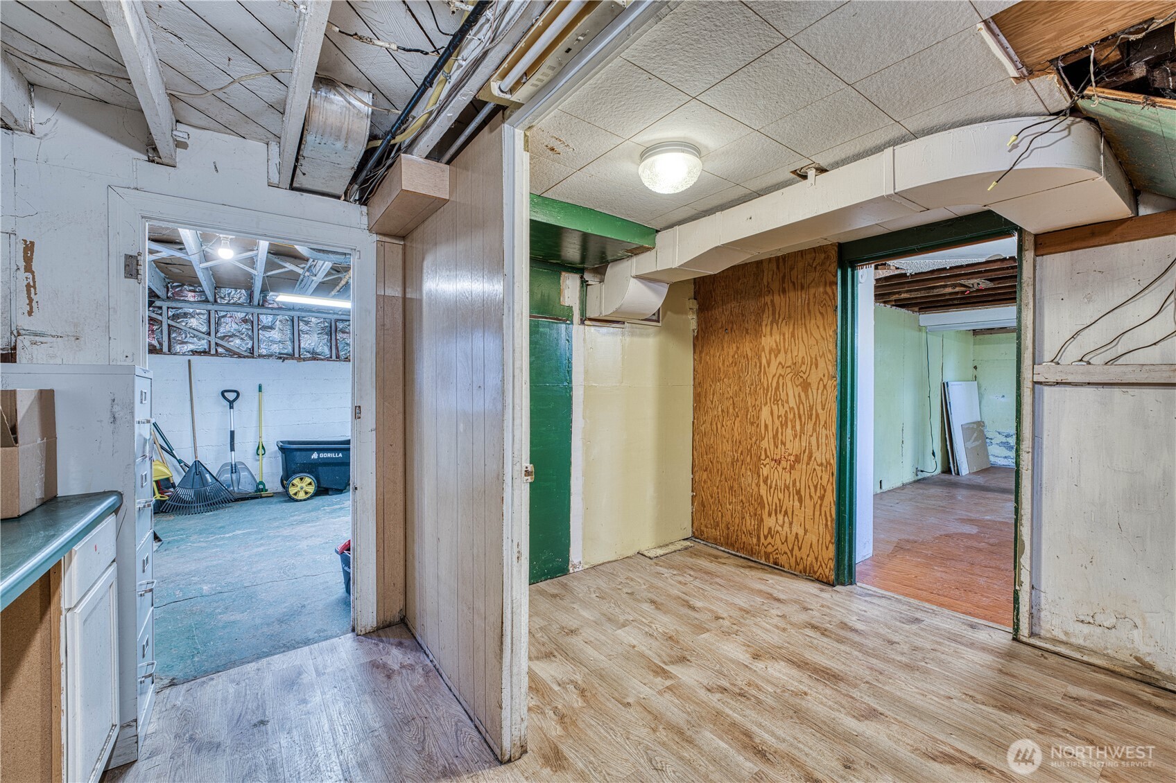 2150 N Callow Avenue Property Photo 23