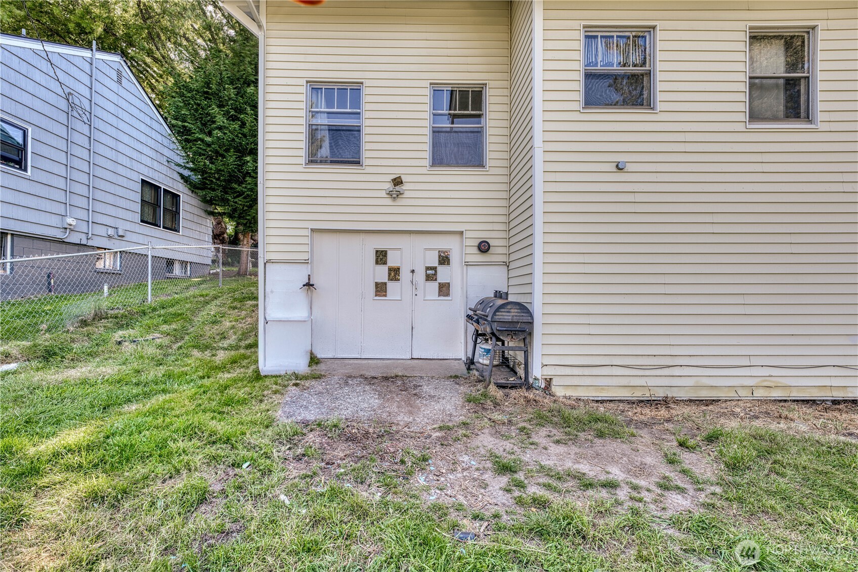 2150 N Callow Avenue Property Photo 30