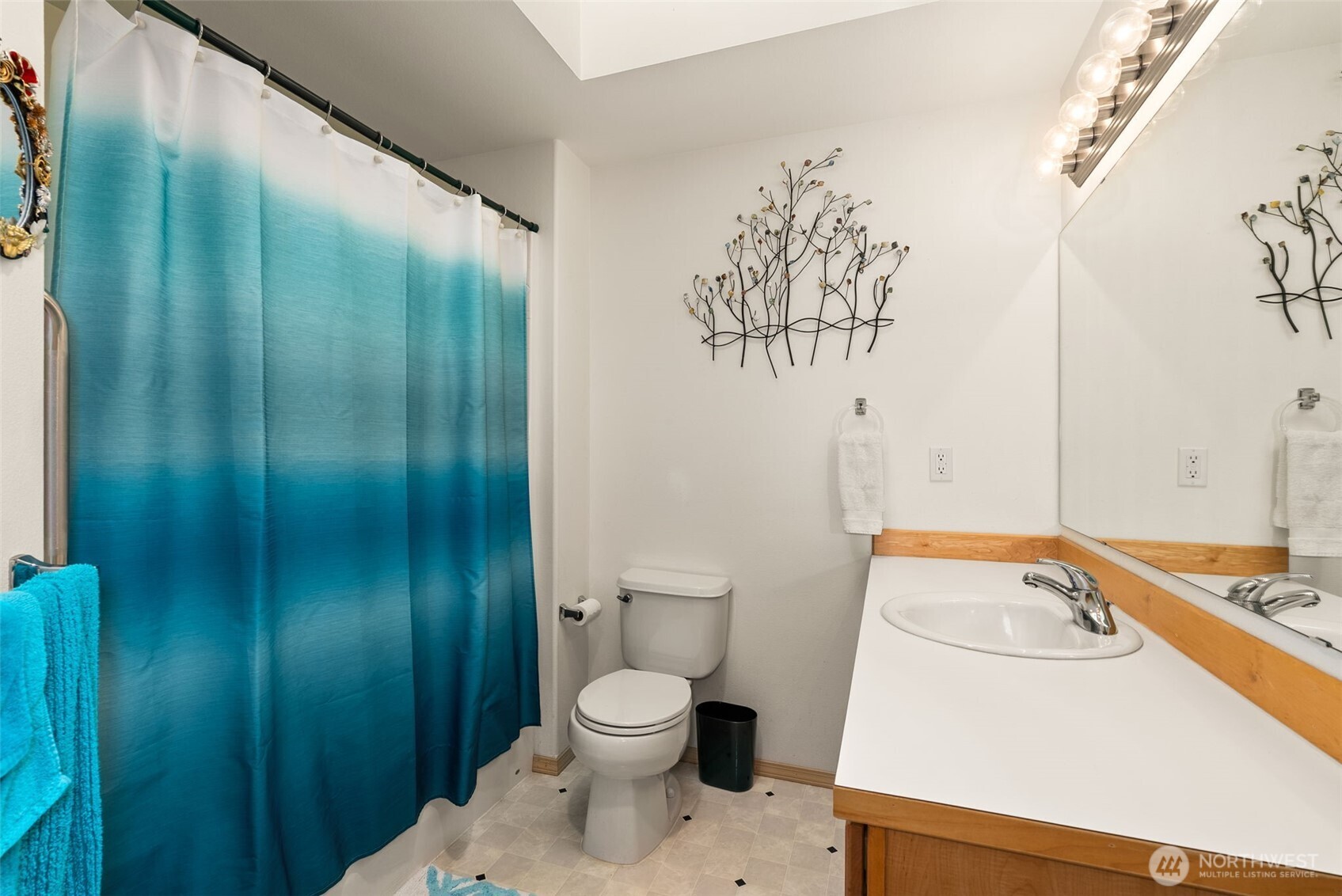 401 Huntting Road Property Photo 21