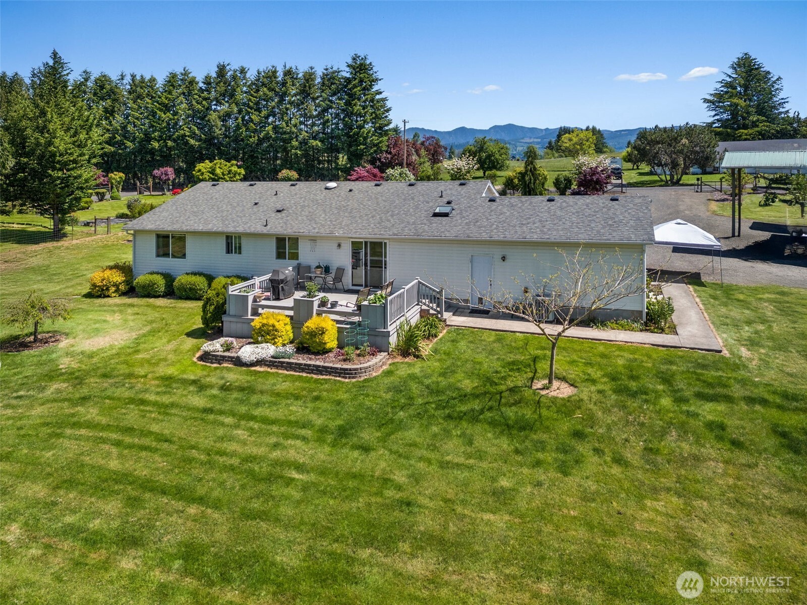 401 Huntting Road Property Photo 25