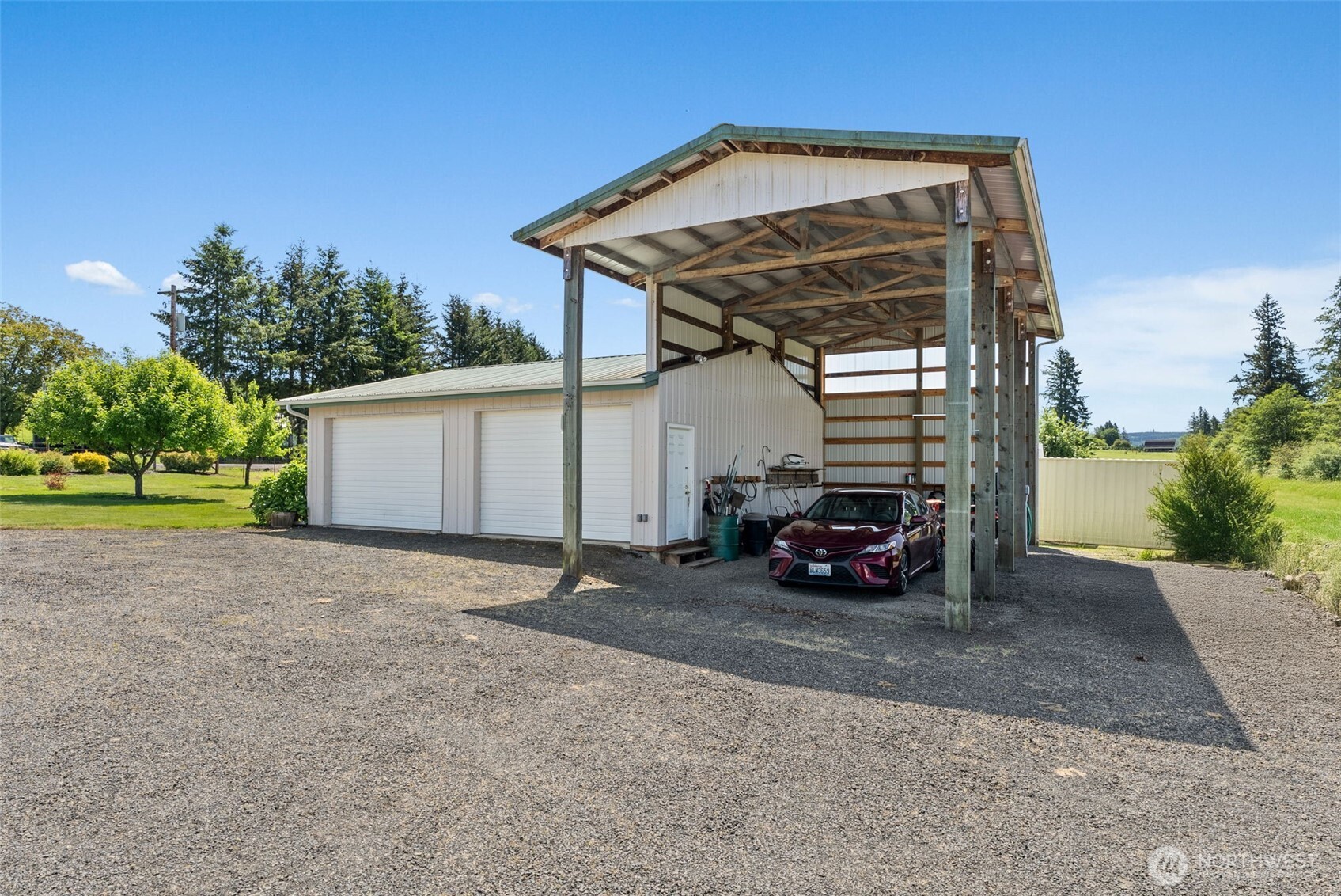 401 Huntting Road Property Photo 33