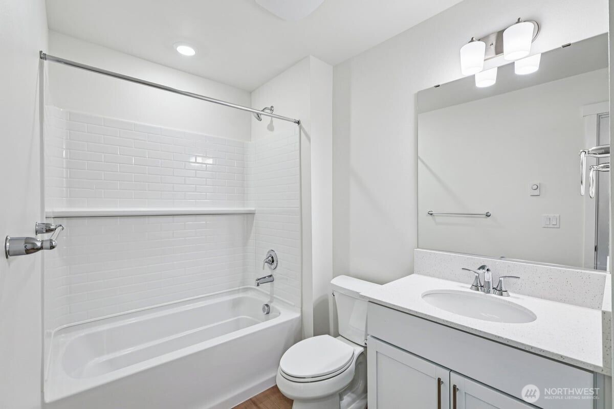 1443 121st Avenue Mb 08 Property Photo 11