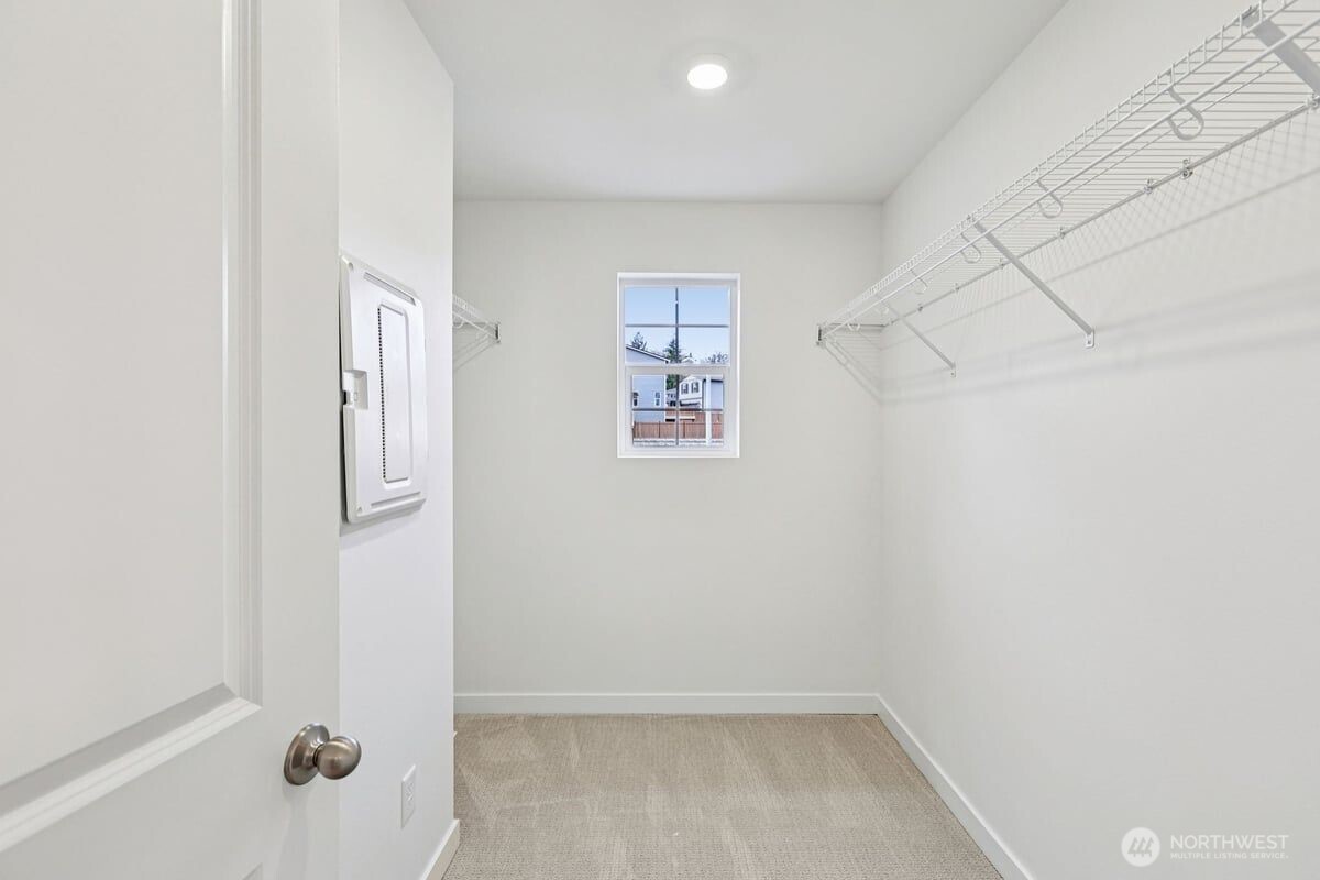 1443 121st Avenue Mb 08 Property Photo 17