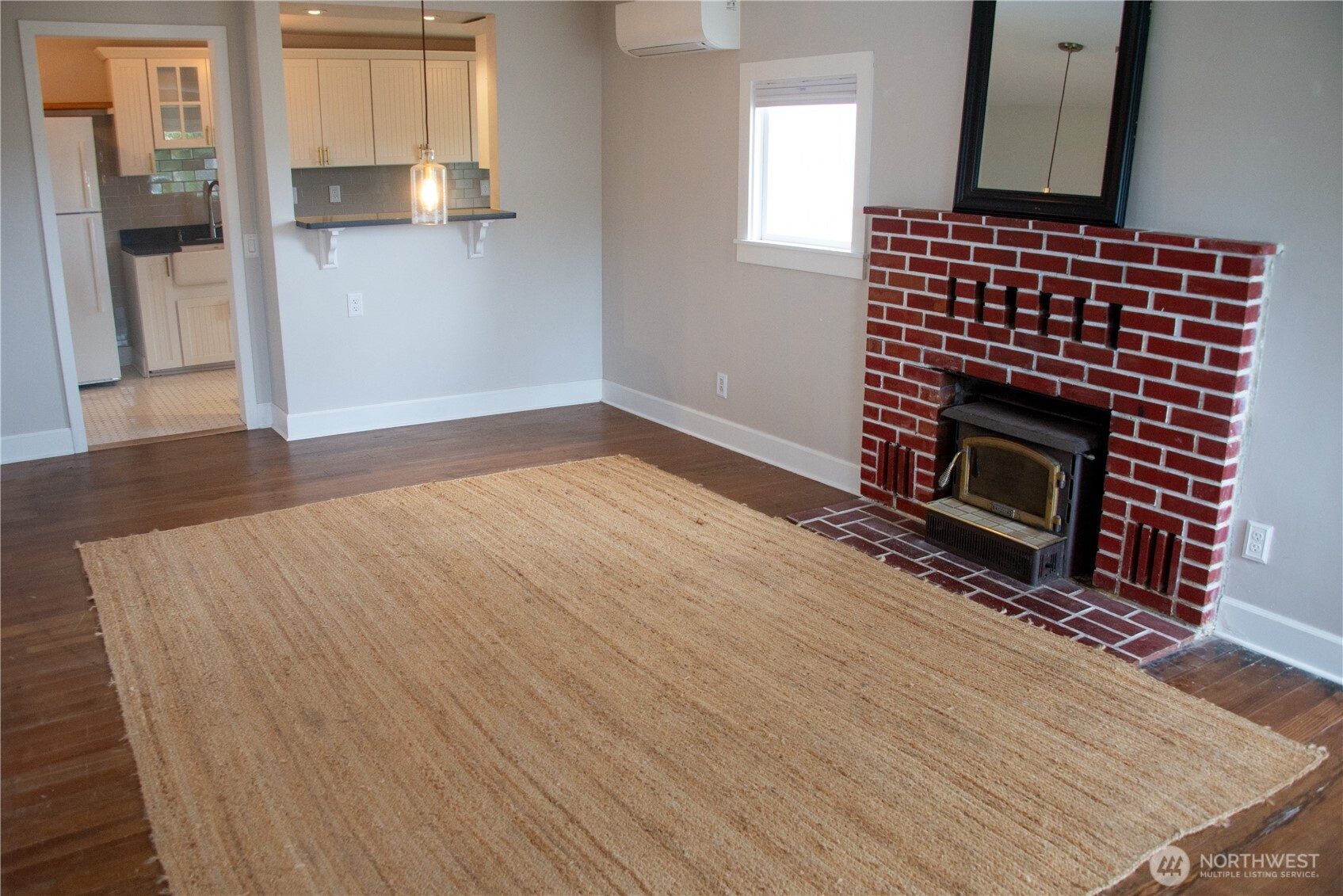 908 Washington Avenue Property Photo 7