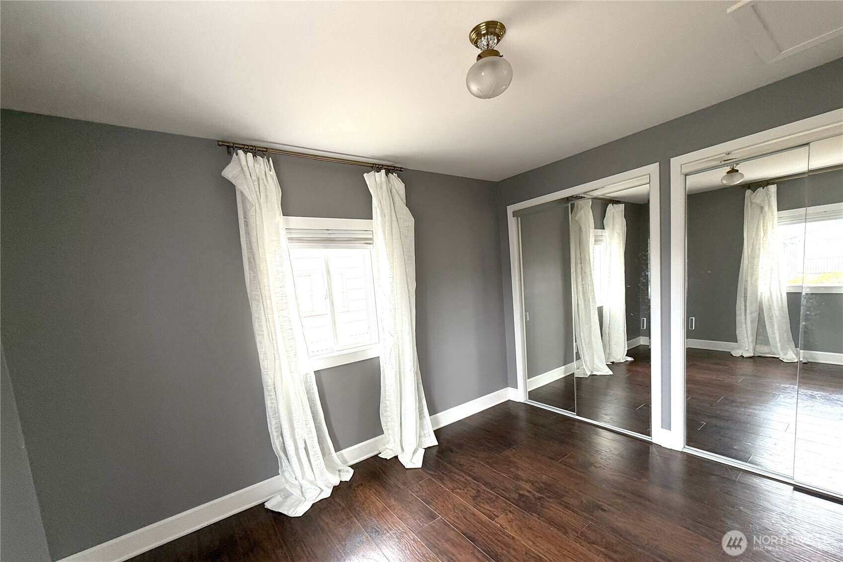 908 Washington Avenue Property Photo 16