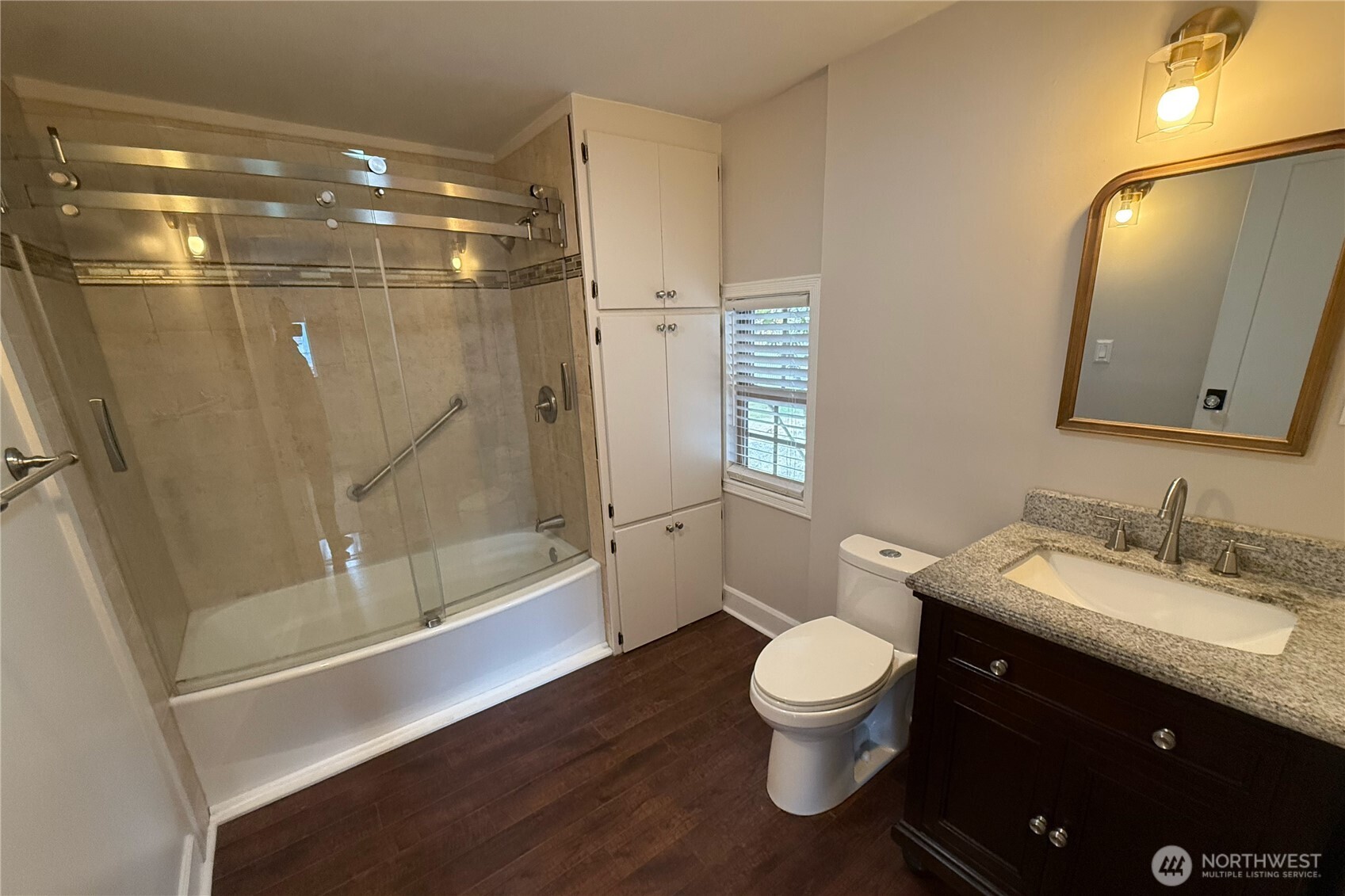 908 Washington Avenue Property Photo 17