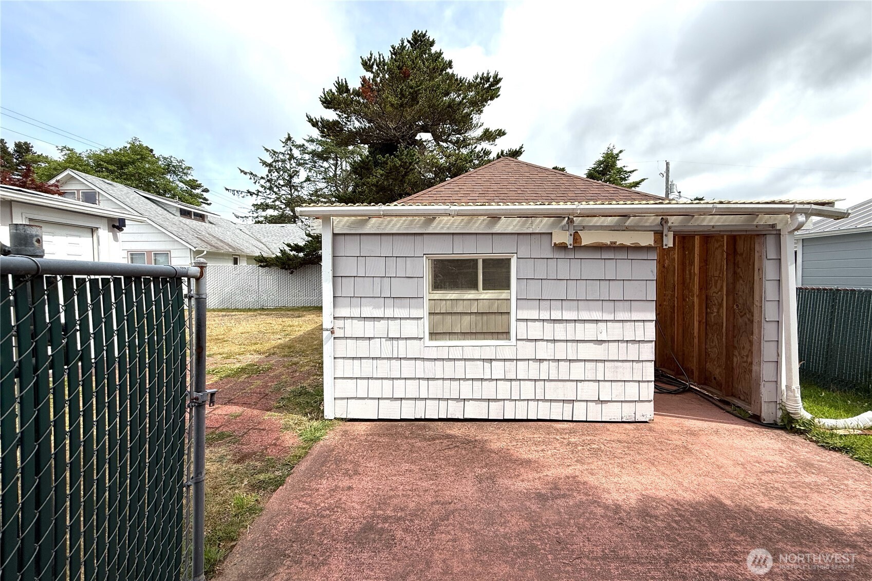 908 Washington Avenue Property Photo 28