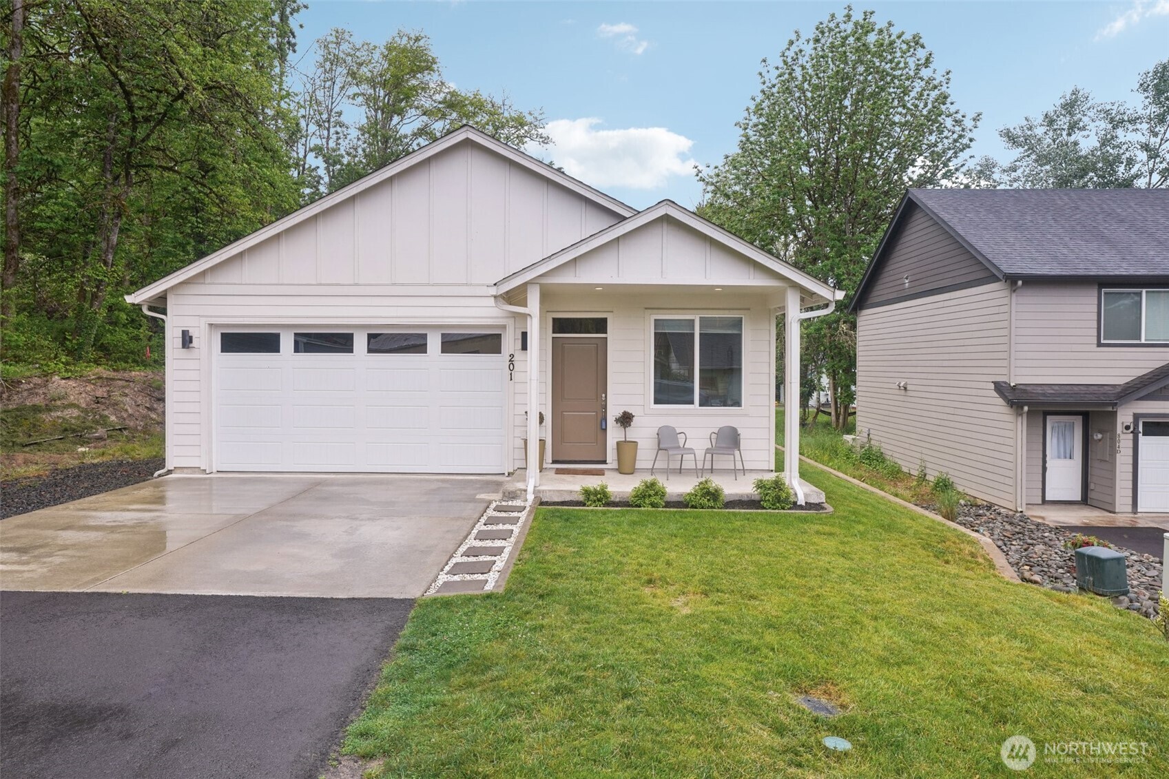 201 Se Alder Street Property Photo 1