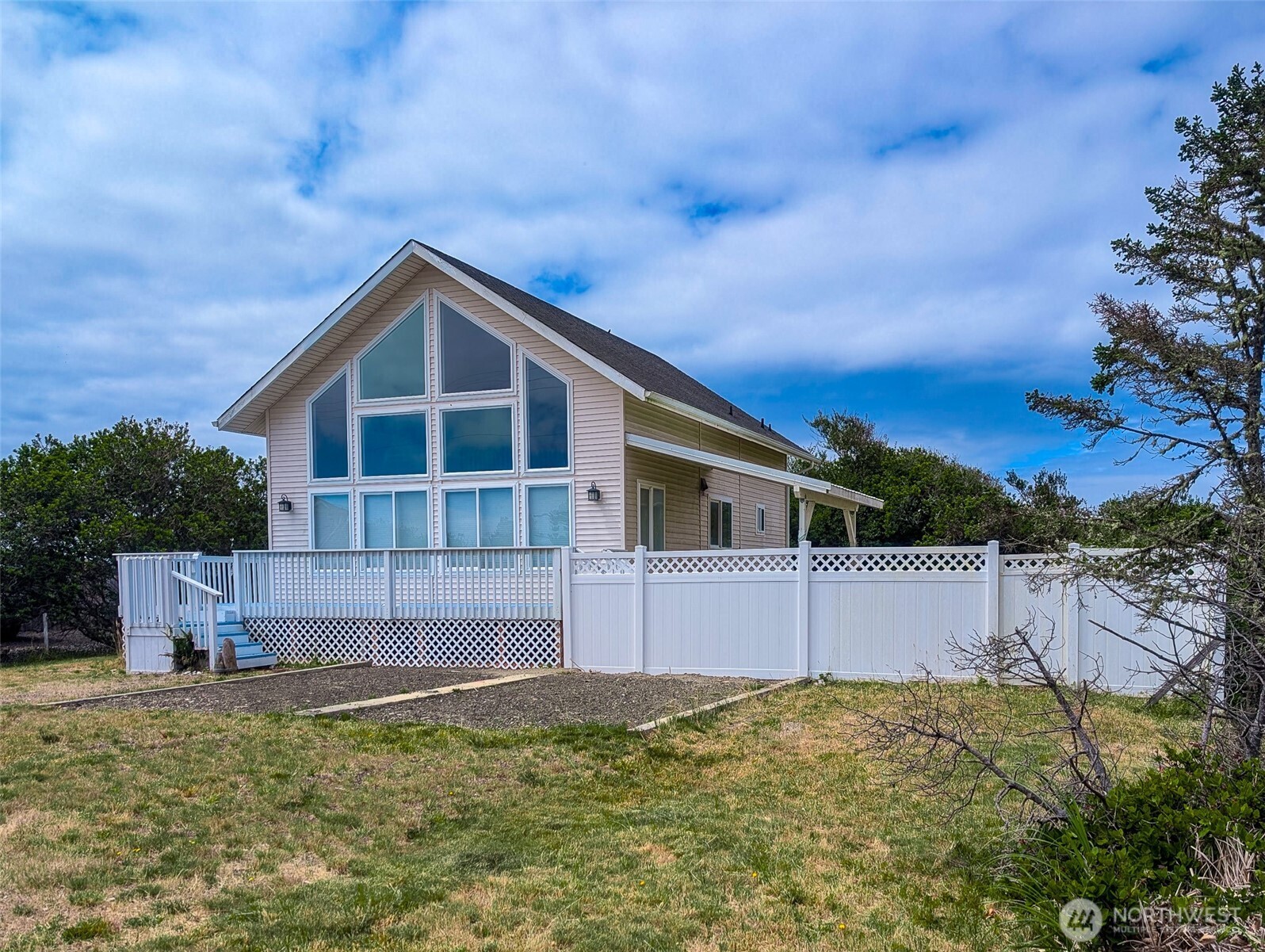 1249 E Ocean Shores Boulevard Property Photo 2