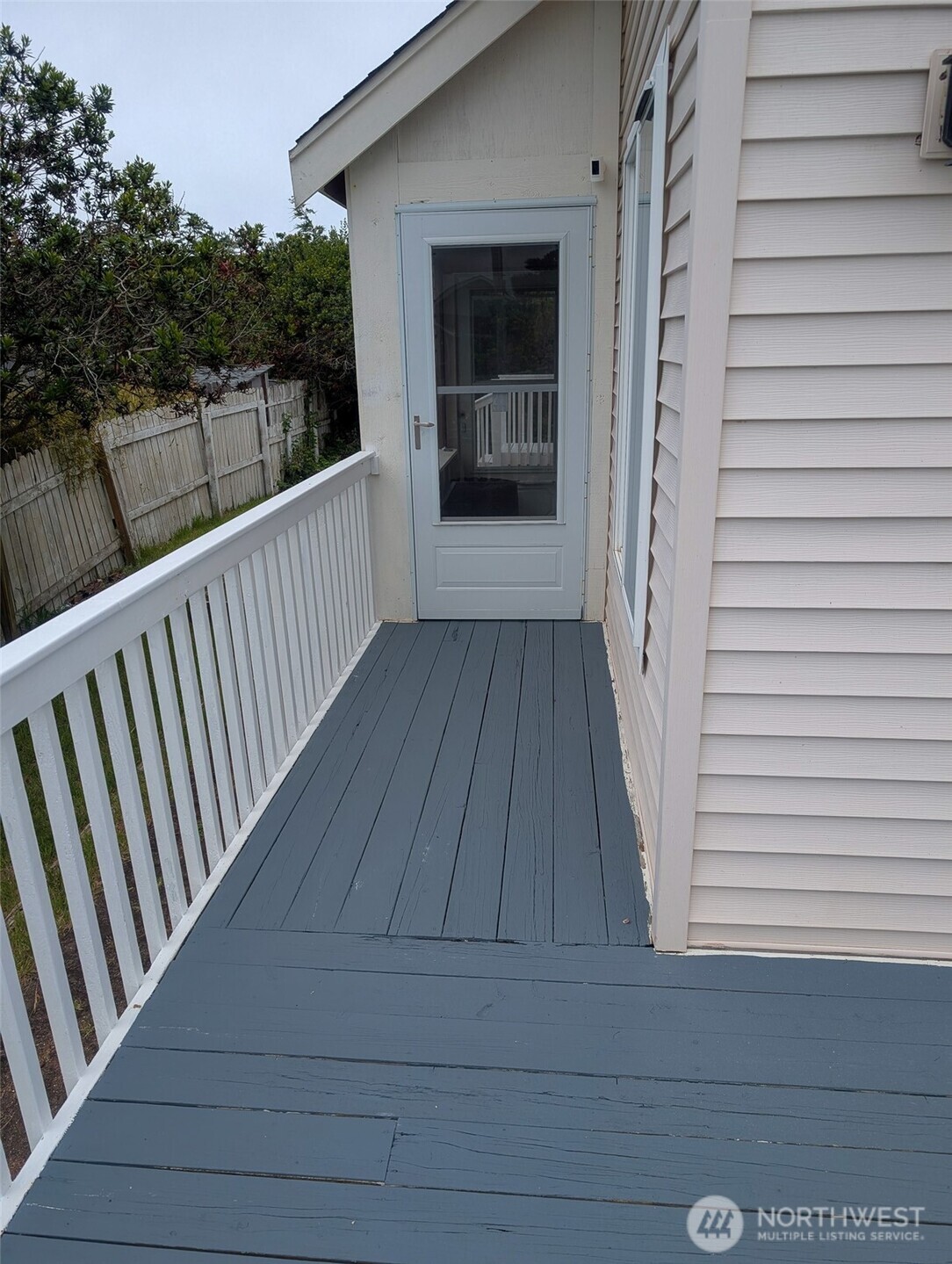 1249 E Ocean Shores Boulevard Property Photo 33