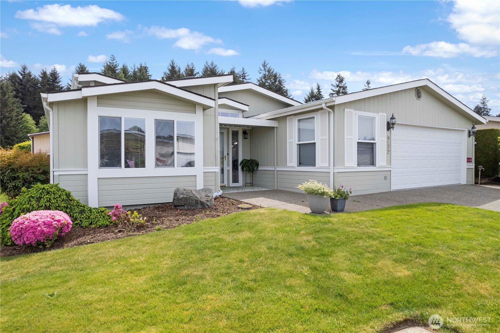 6124 91st Street 148 Property Photo 1