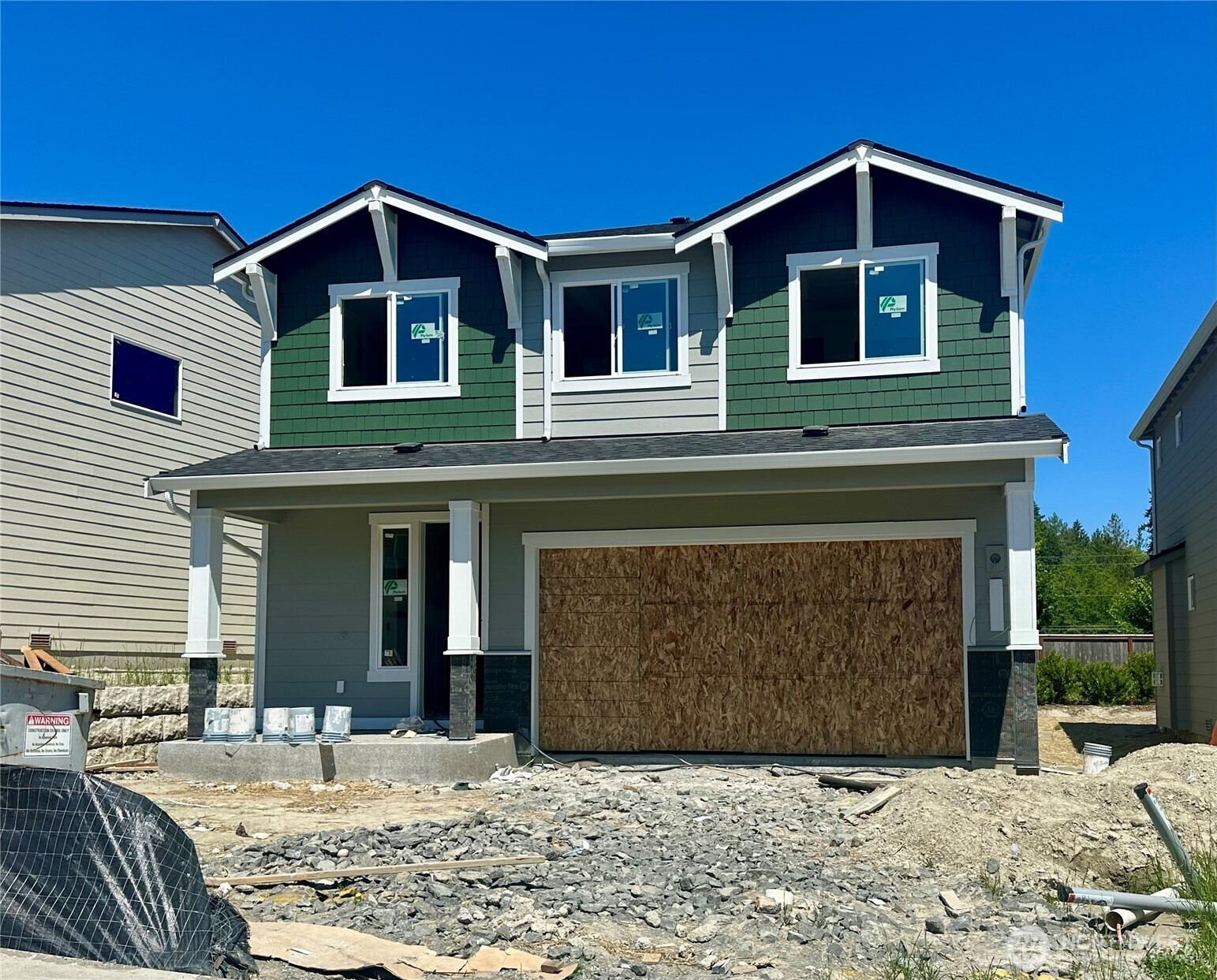 2092 Ne Norseman Way Property Photo 1