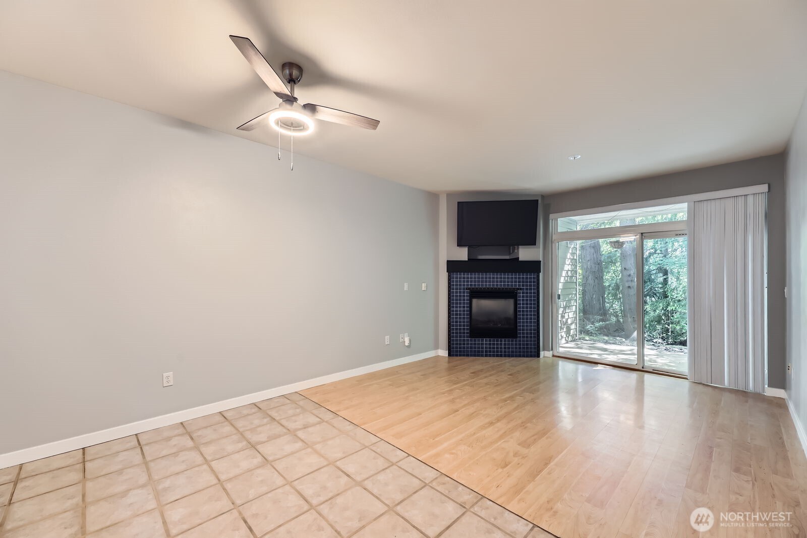 12712 Admiralty Way D103 Property Photo 6