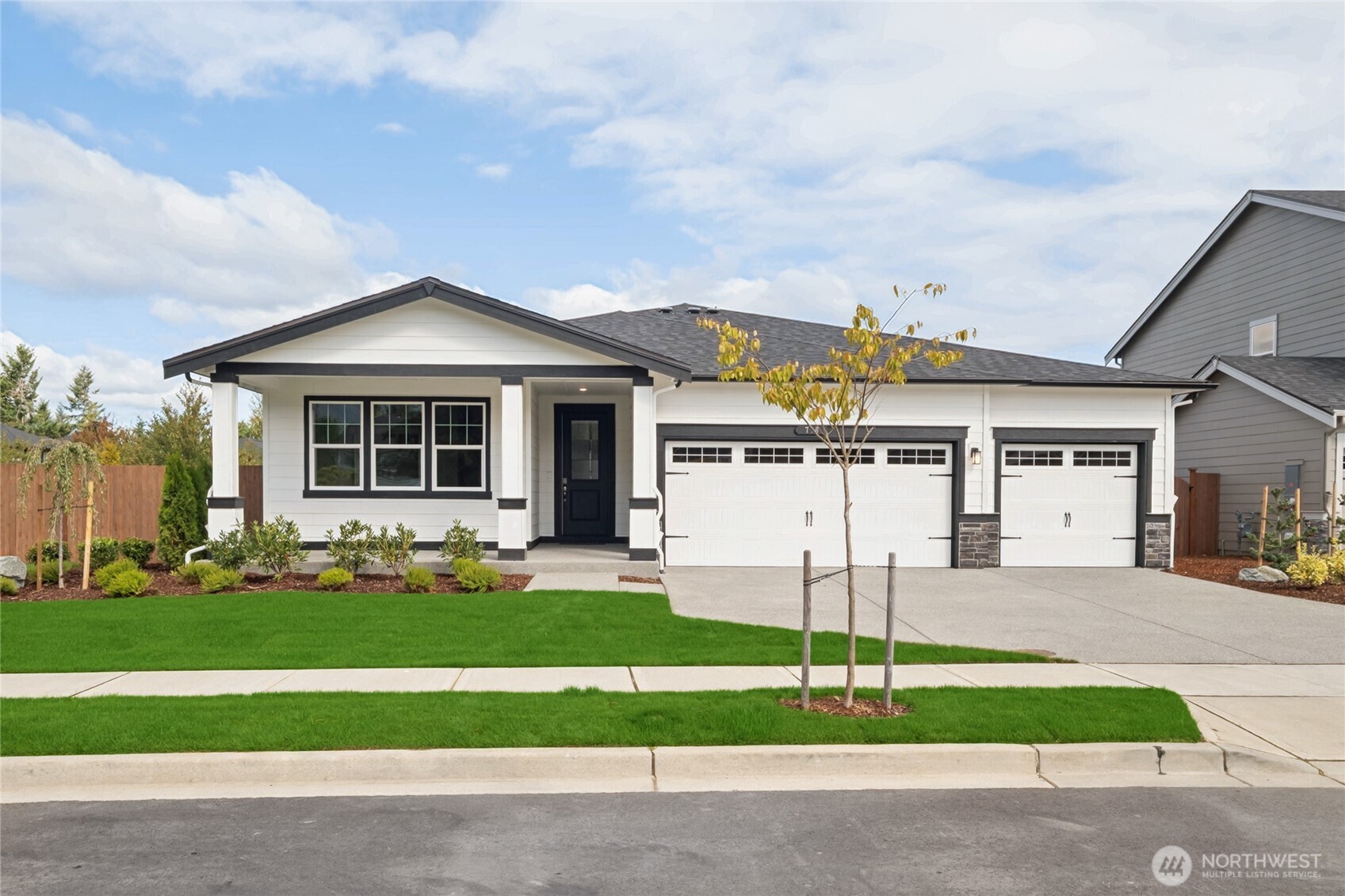 716 Se 11th Place 7 Property Photo 1