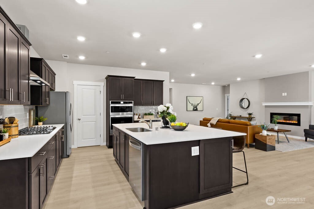 716 Se 11th Place 7 Property Photo 15