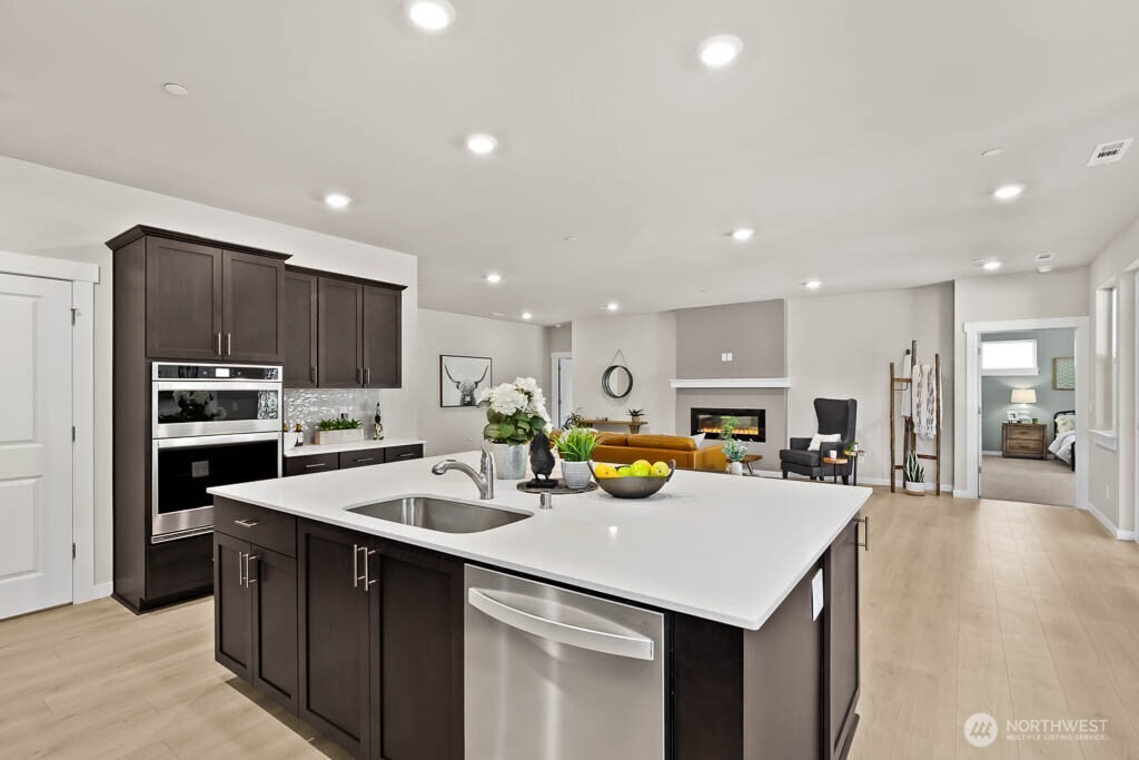 716 Se 11th Place 7 Property Photo 16