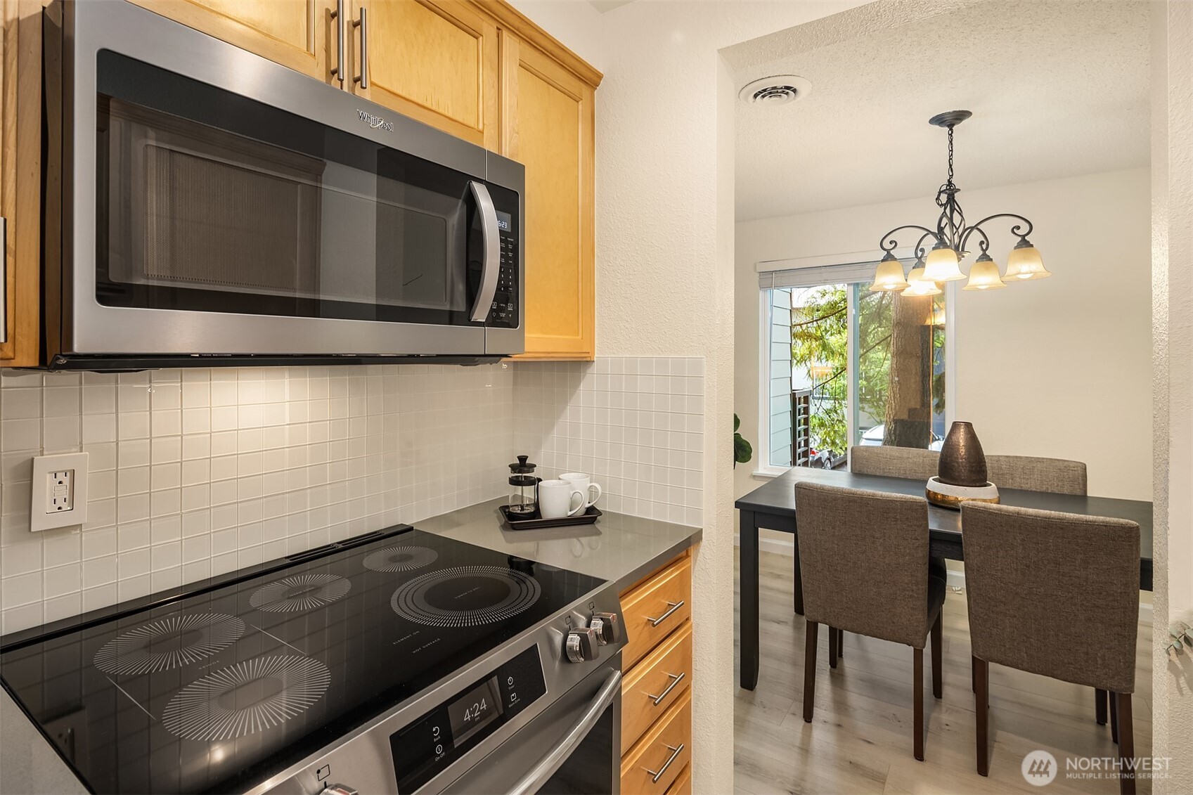 12223 Ne Bel-red Road D105 Property Photo 16