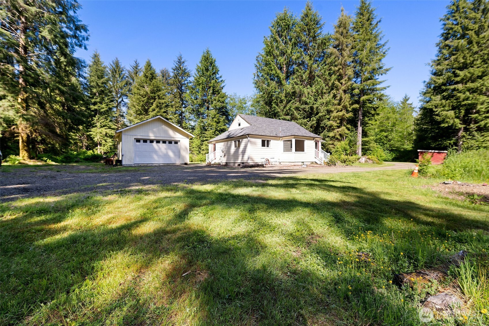 44 Edie Property Photo 1