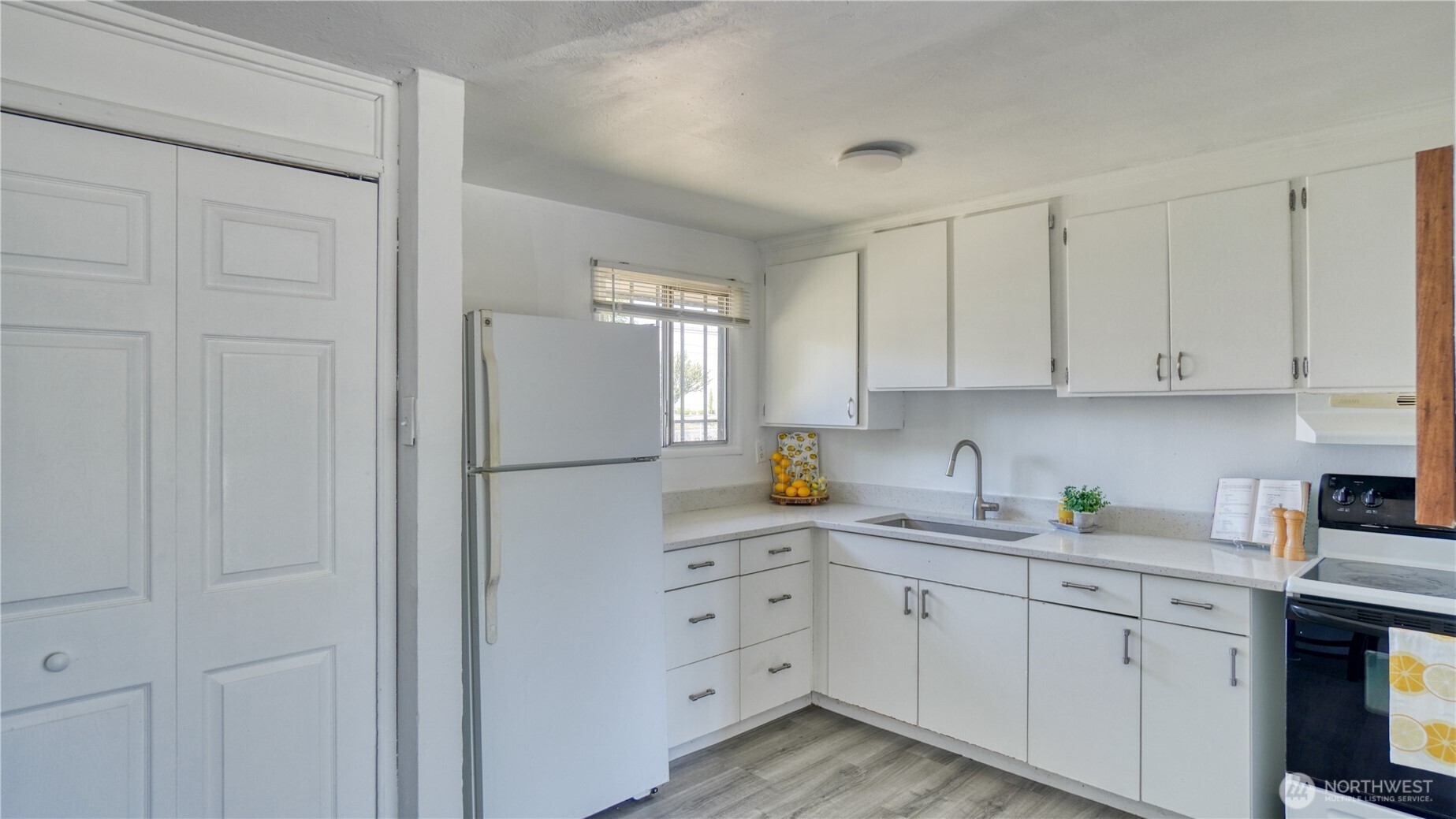 4821 101st Street Property Photo 11