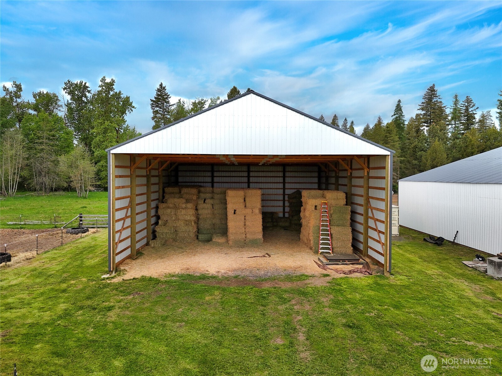 4988 Wallbridge Road Property Photo 17