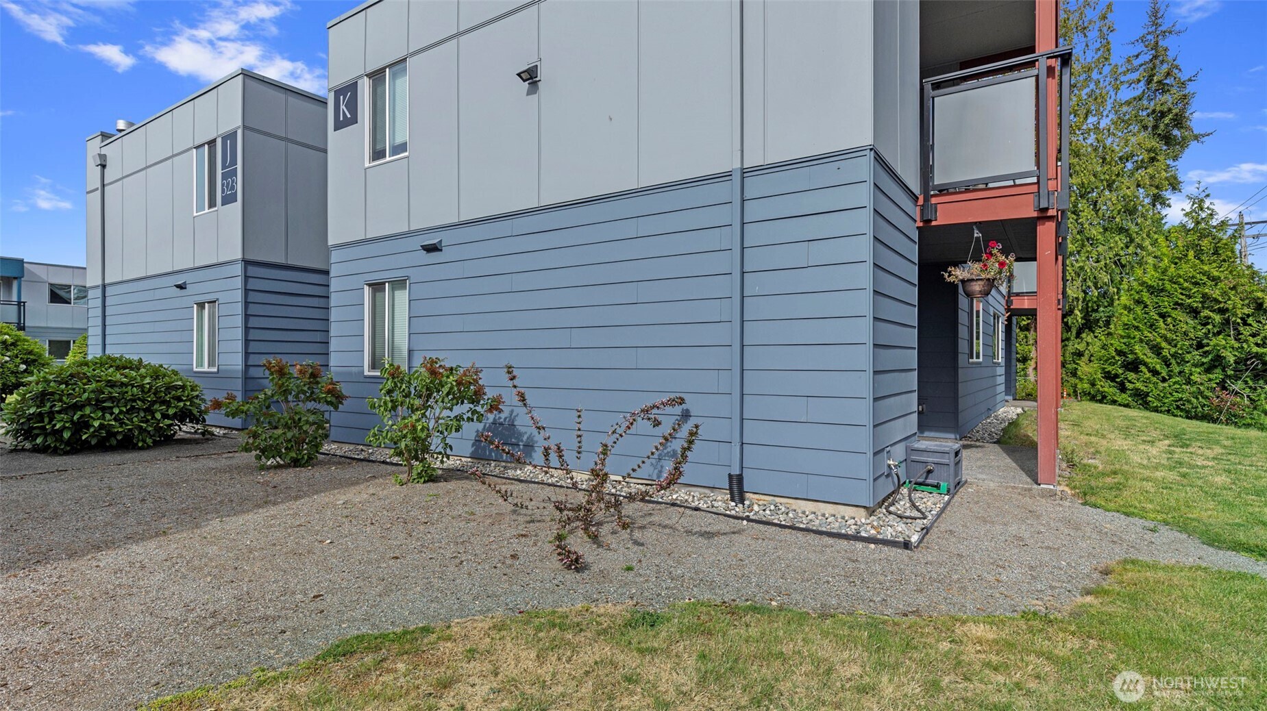 323 128th Street K120 Property Photo 4