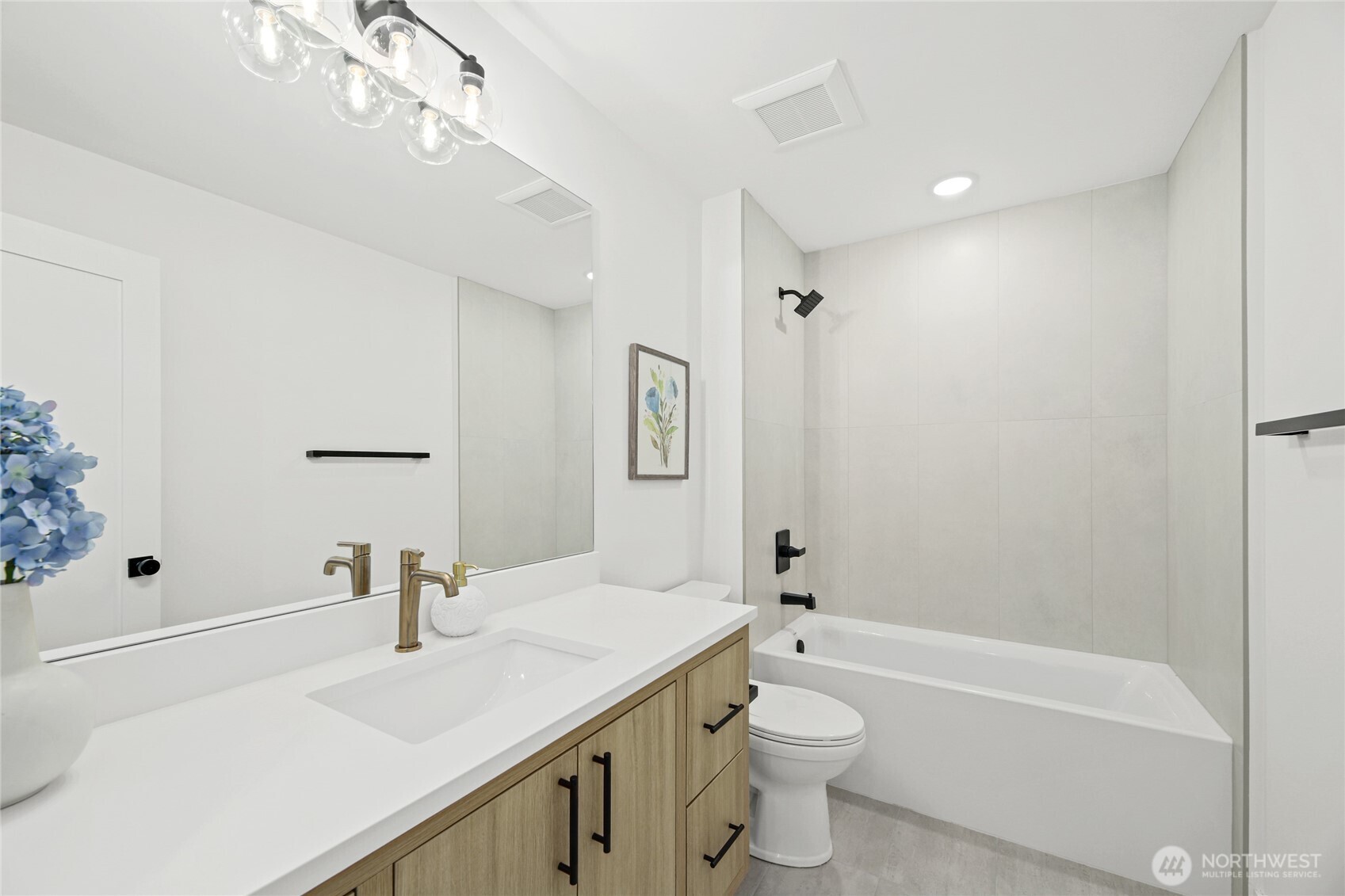 8105 B 18th Avenue Property Photo 14