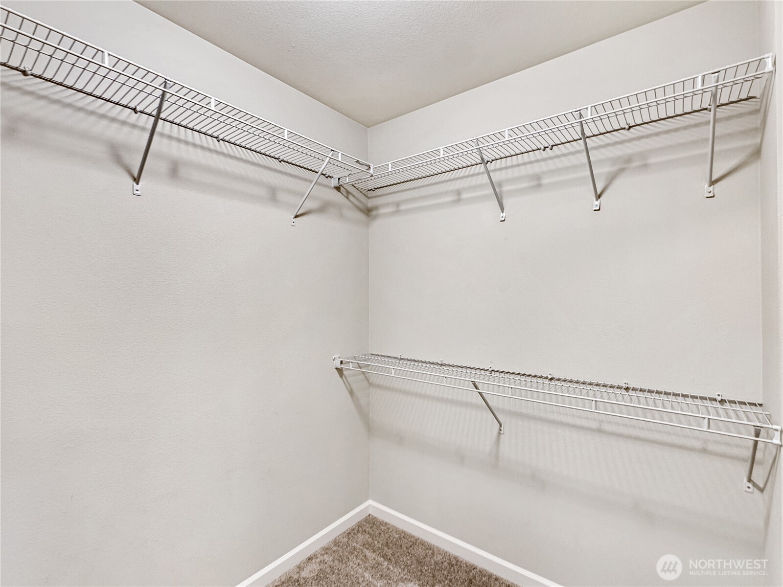 4339 S 160th Street Property Photo 20