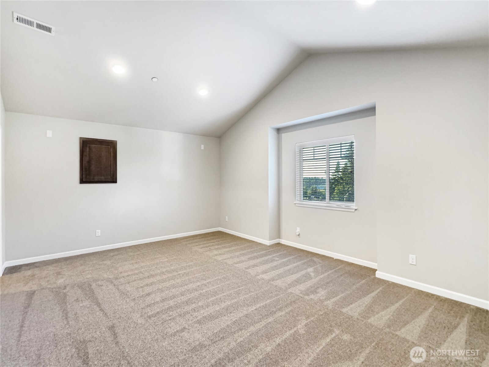 4339 S 160th Street Property Photo 26