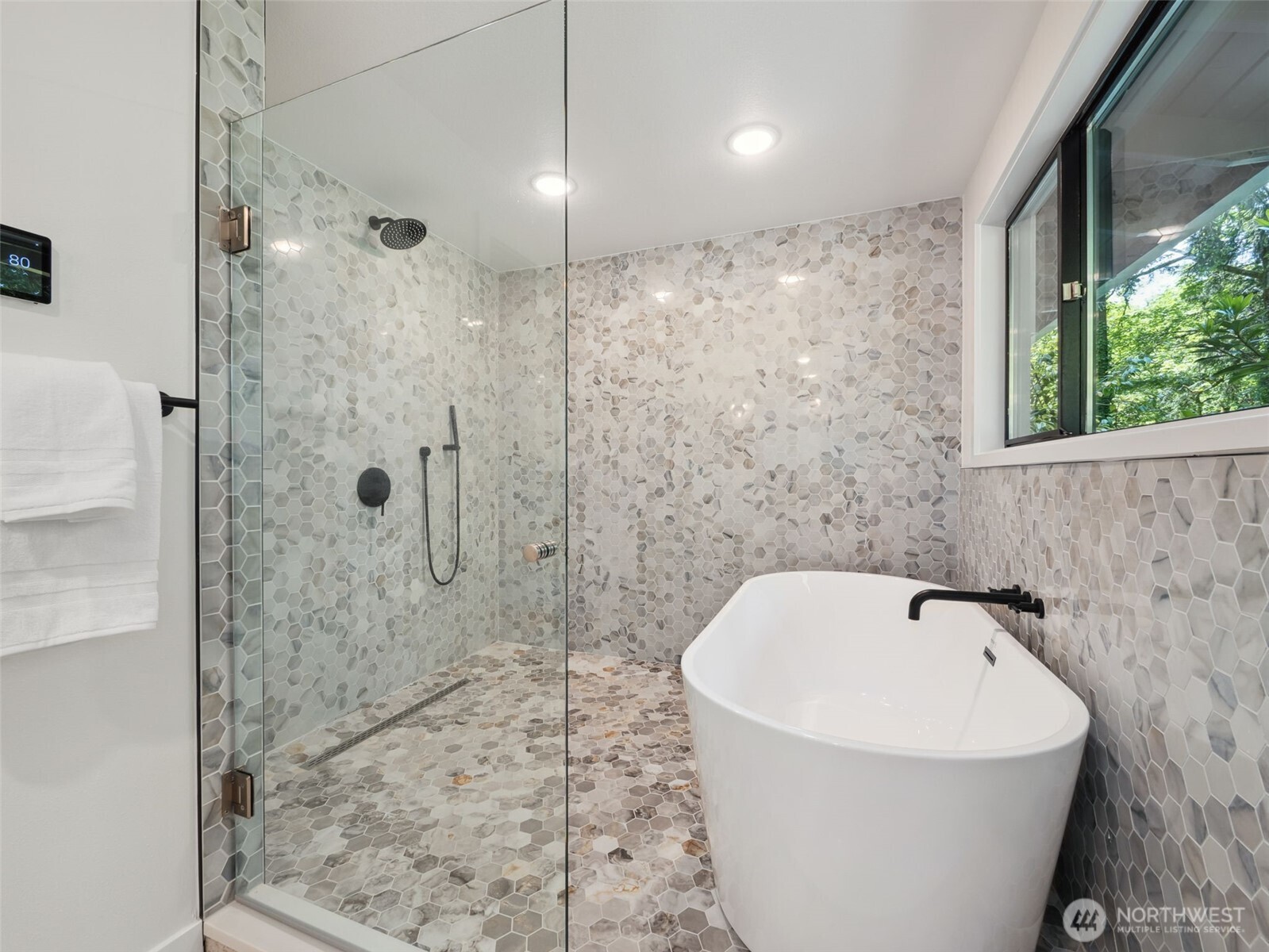 6423 E Mercer Way Property Photo 19