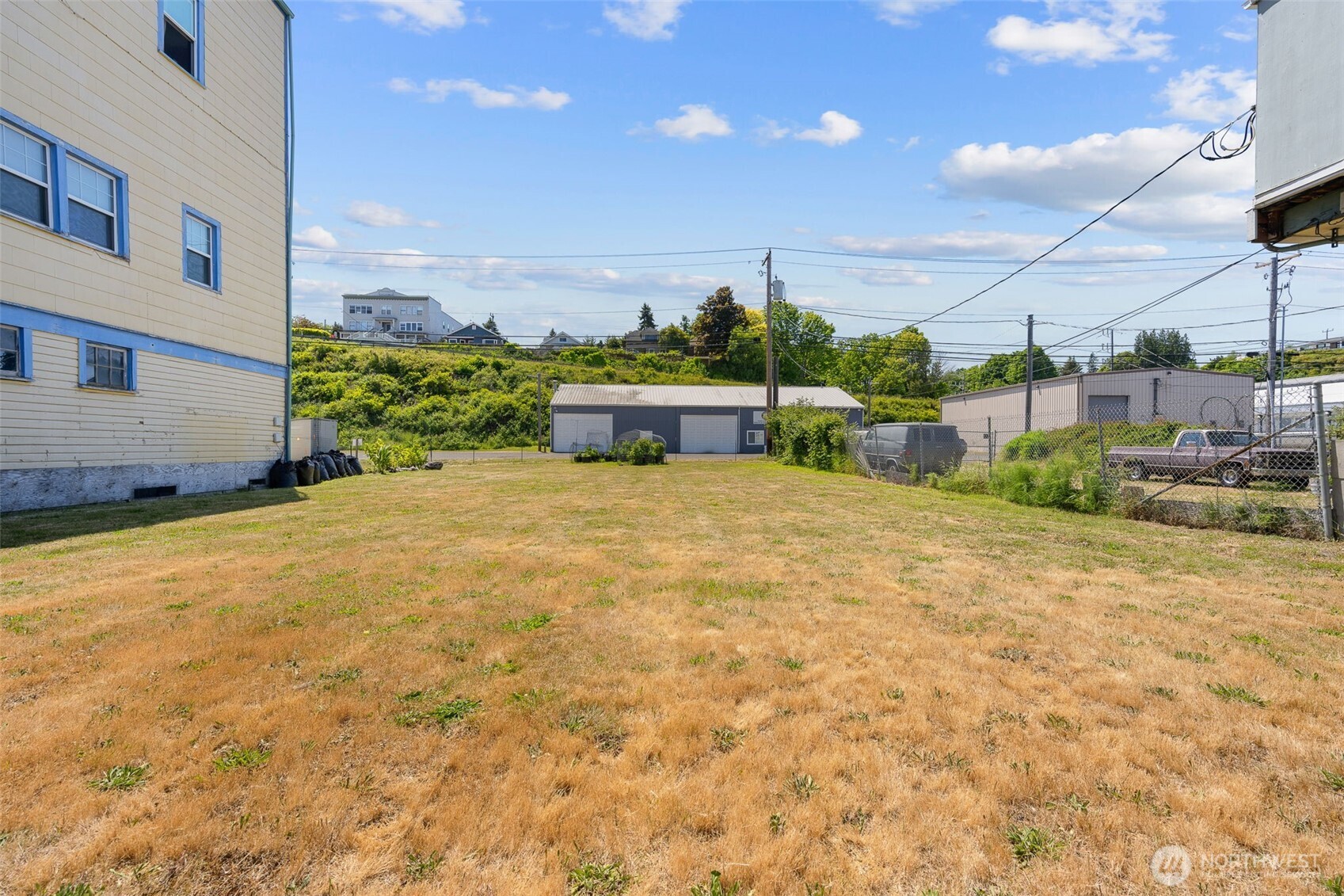 314 W First Street Property Photo 38