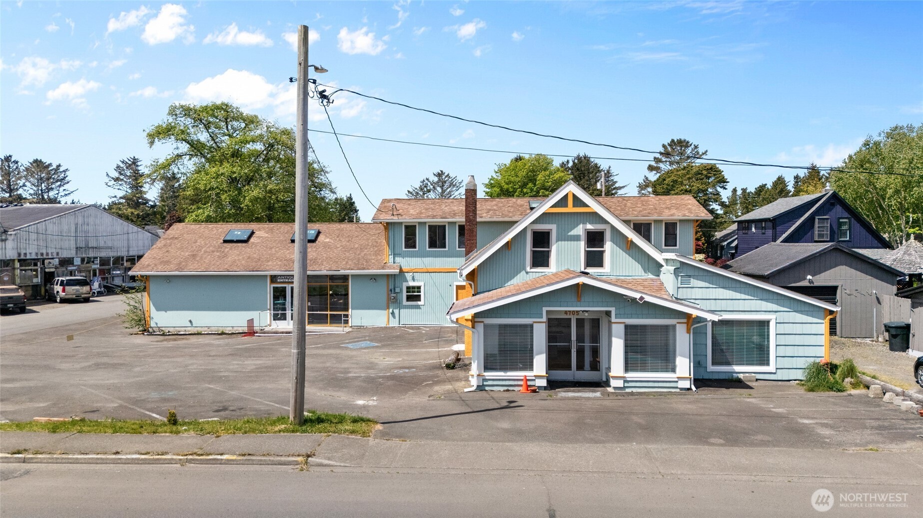 4705 Pacific Way