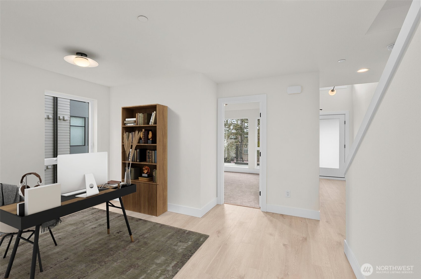 564 Lee Street Property Photo 4