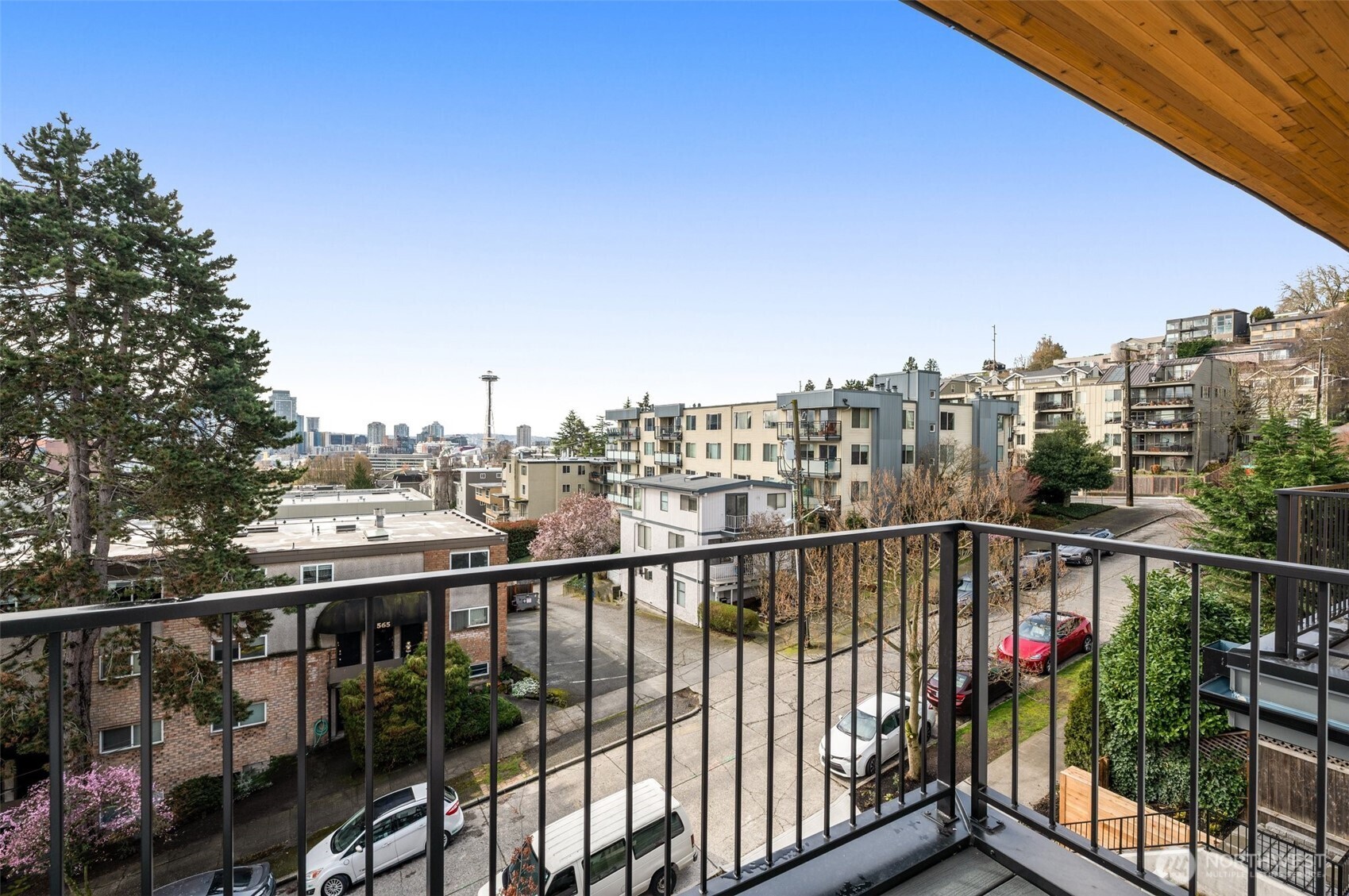 564 Lee Street Property Photo 21