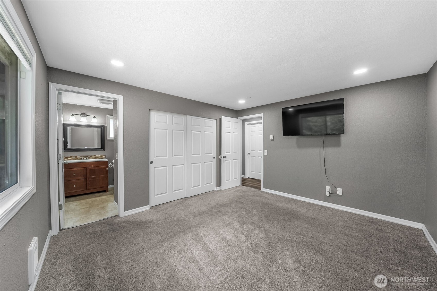 2607 S 379th Place Property Photo 12
