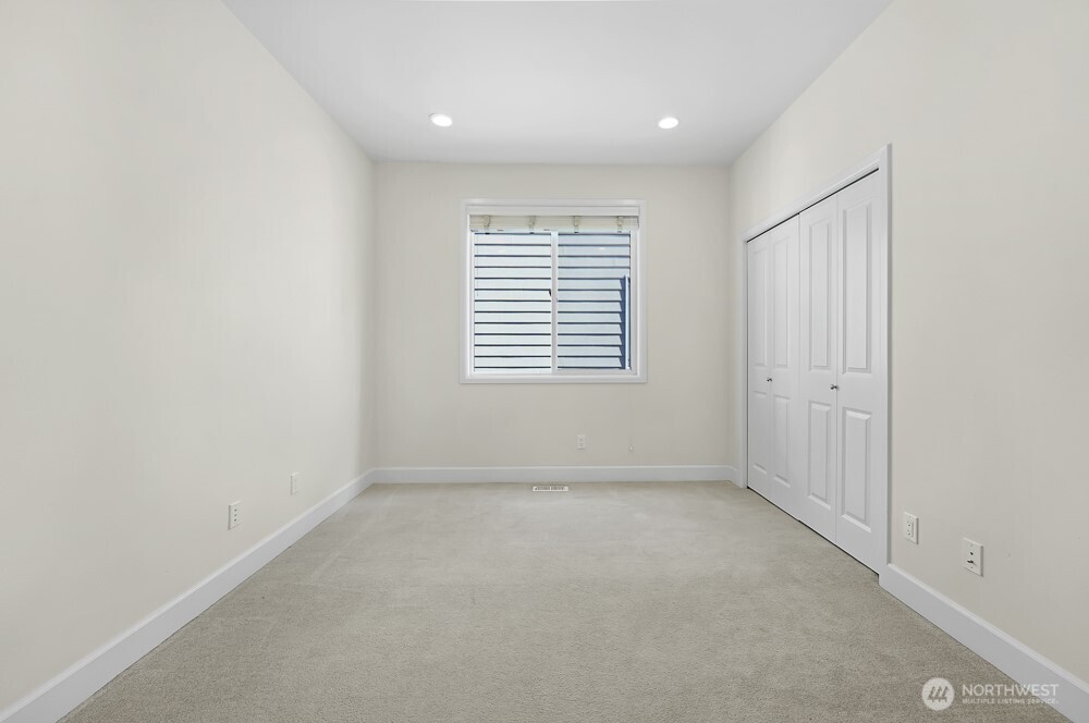17681 Ne 121st Court Property Photo 19