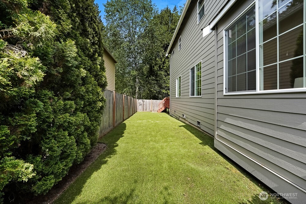 17681 Ne 121st Court Property Photo 34