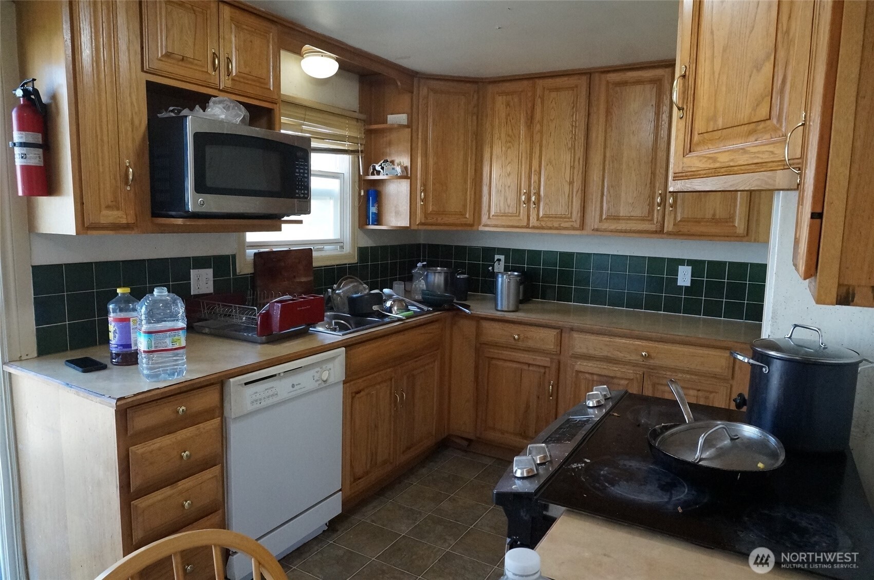 2460 S 121st Street Property Photo 7