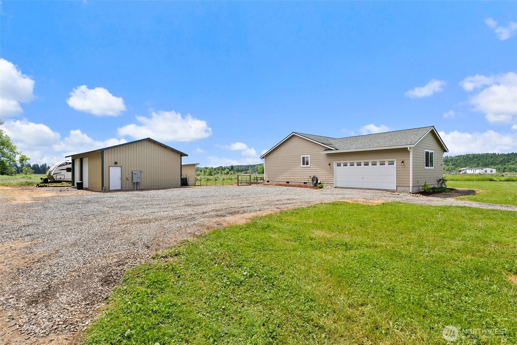 186 Apple Tree Lane Property Photo 3