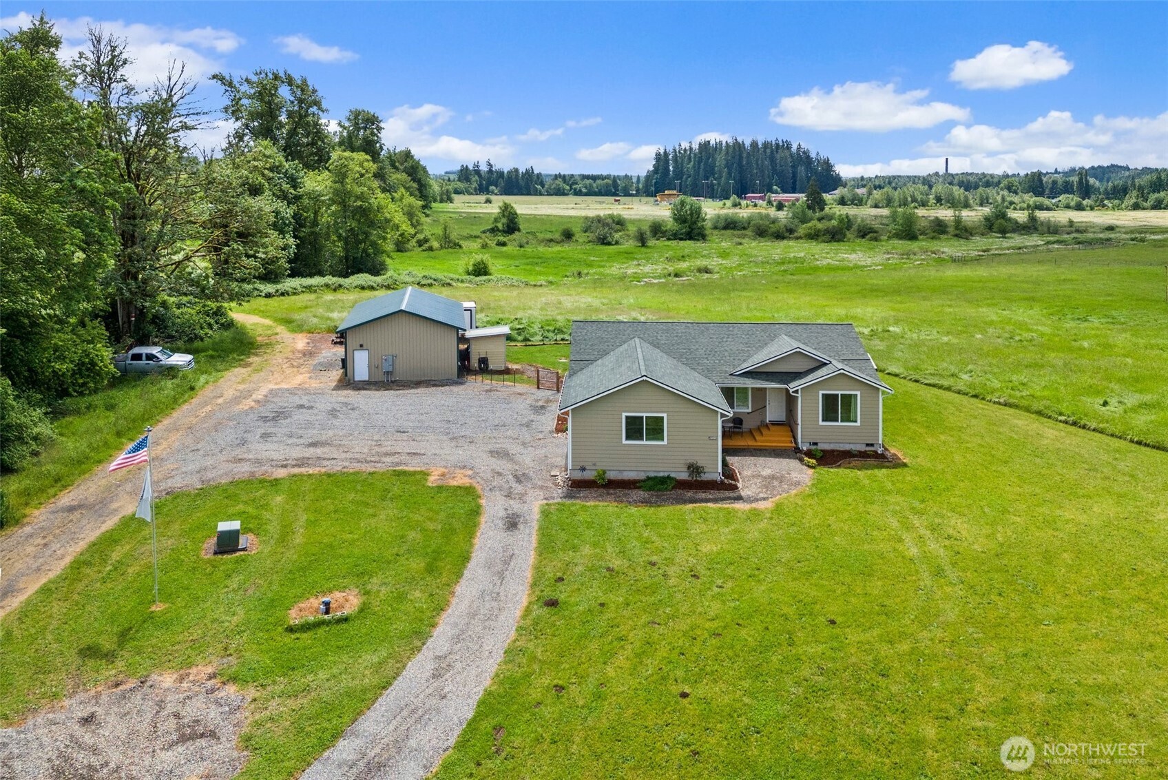 186 Apple Tree Lane Property Photo 4