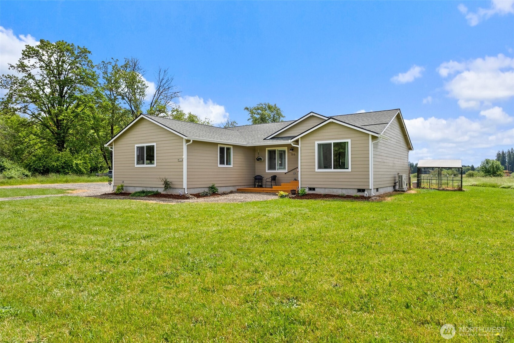 186 Apple Tree Lane Property Photo 10