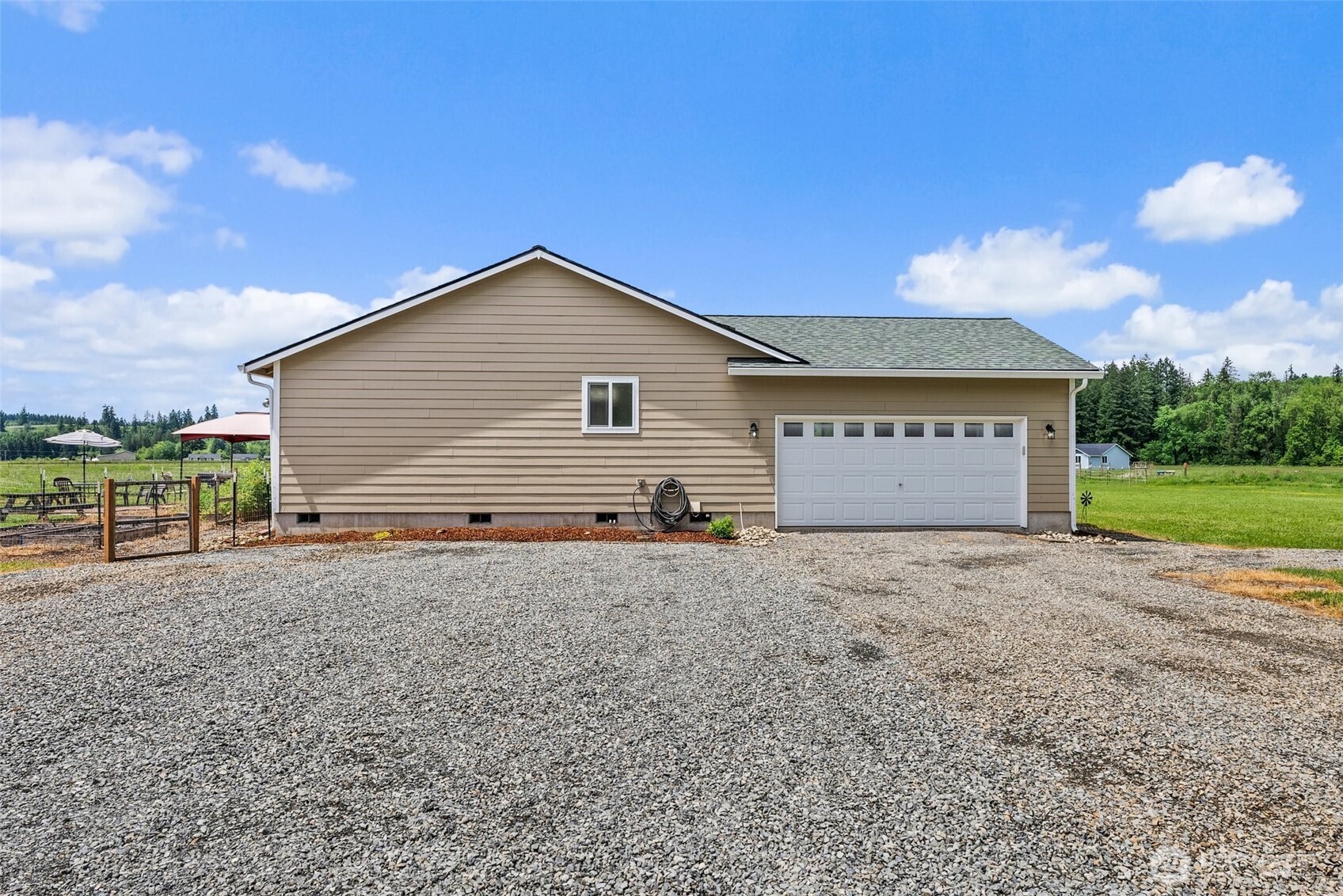 186 Apple Tree Lane Property Photo 29