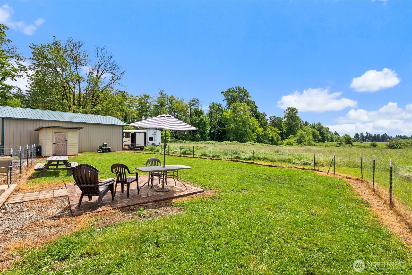 186 Apple Tree Lane Property Photo 34