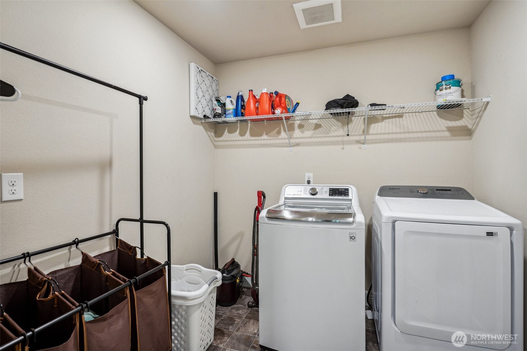 2006 186th Street Ct Property Photo 16