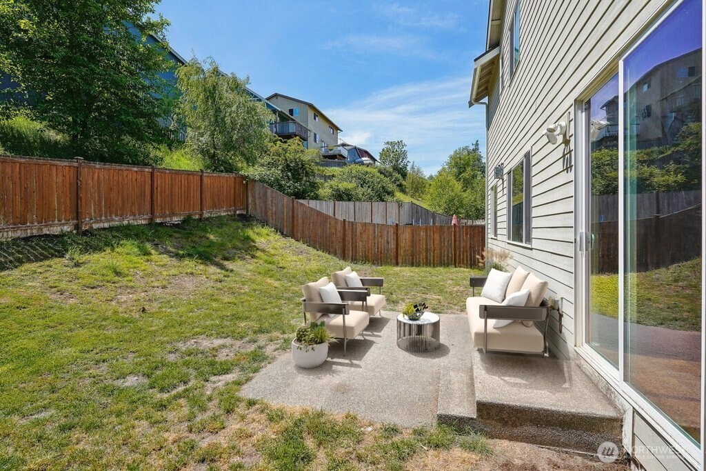 2006 186th Street Ct Property Photo 29