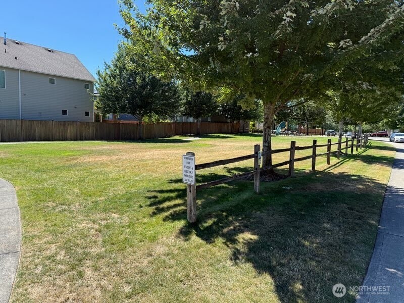 2006 186th Street Ct Property Photo 32