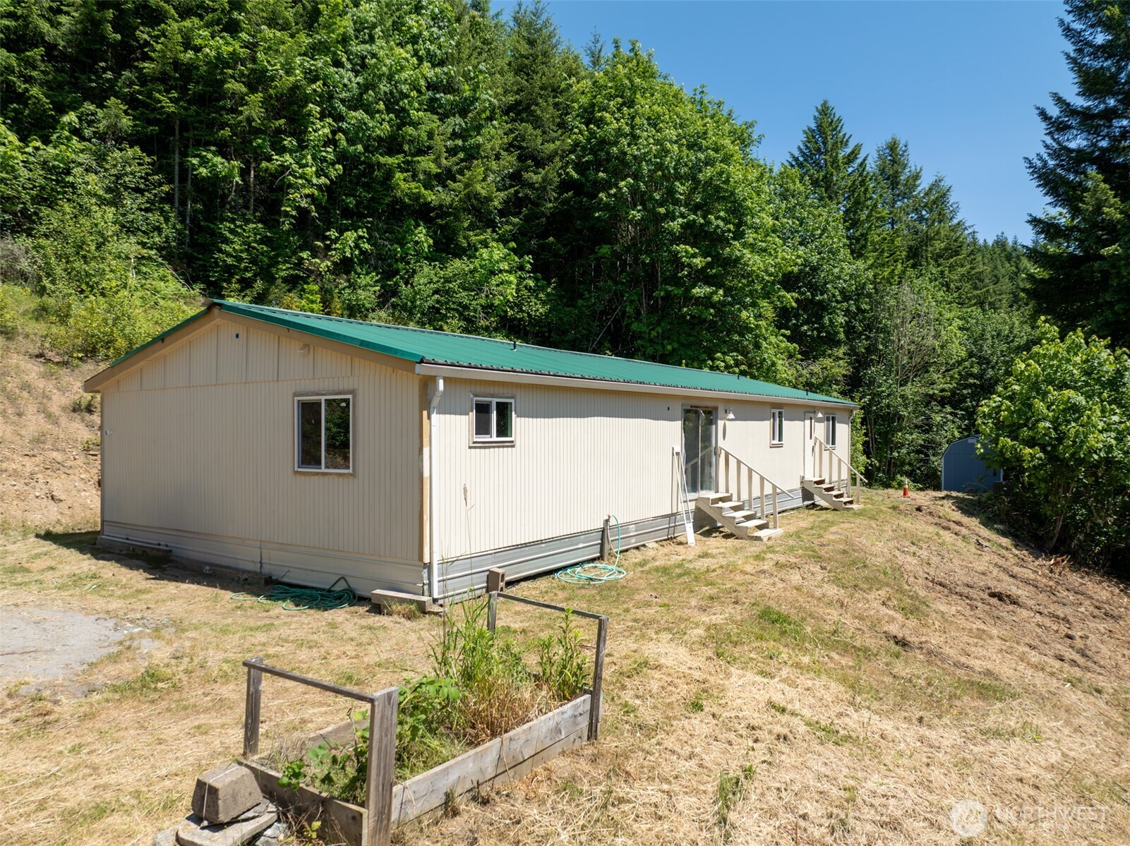 5530 Lewis River Rd.