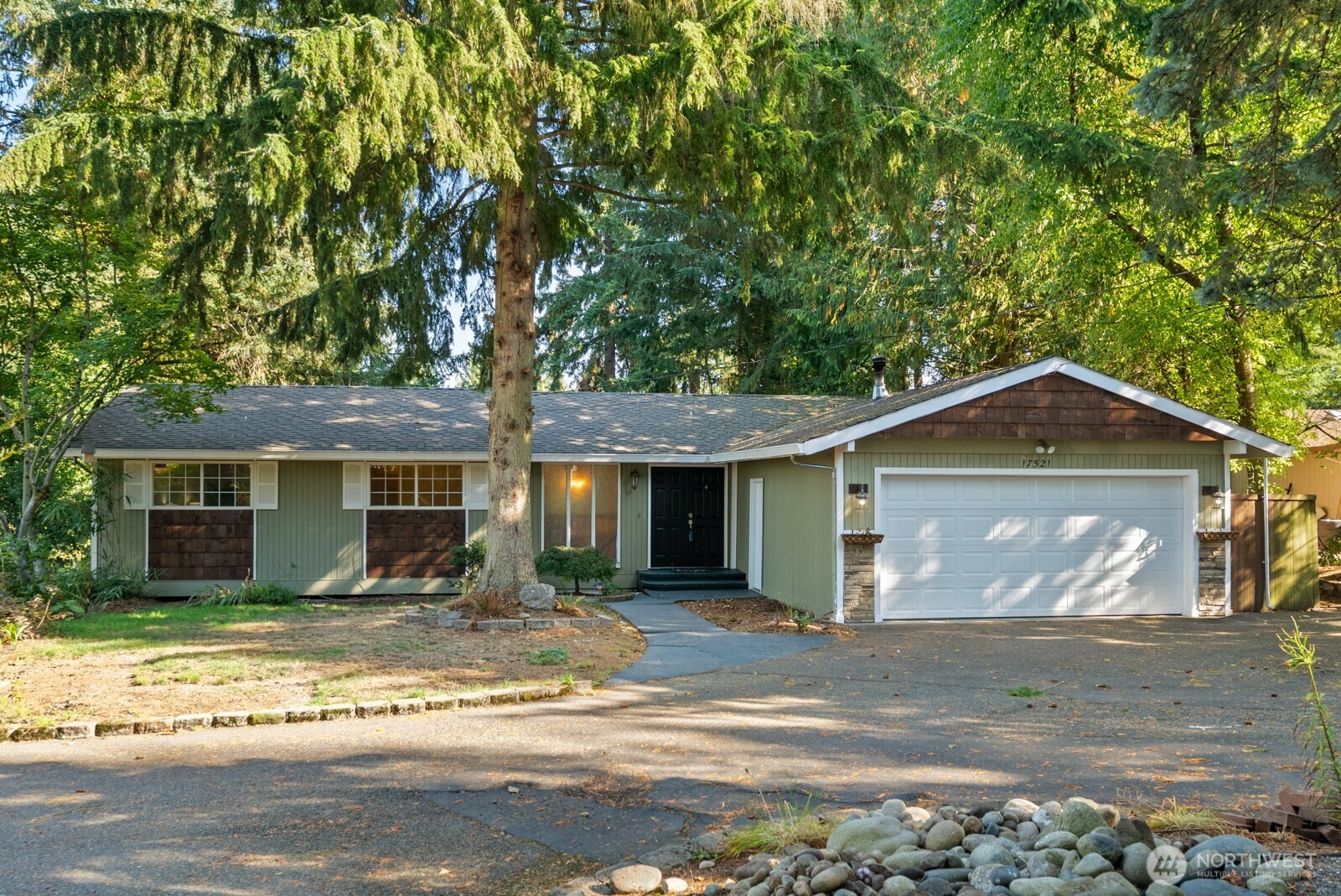 17521 25th Street Ct Property Photo 4