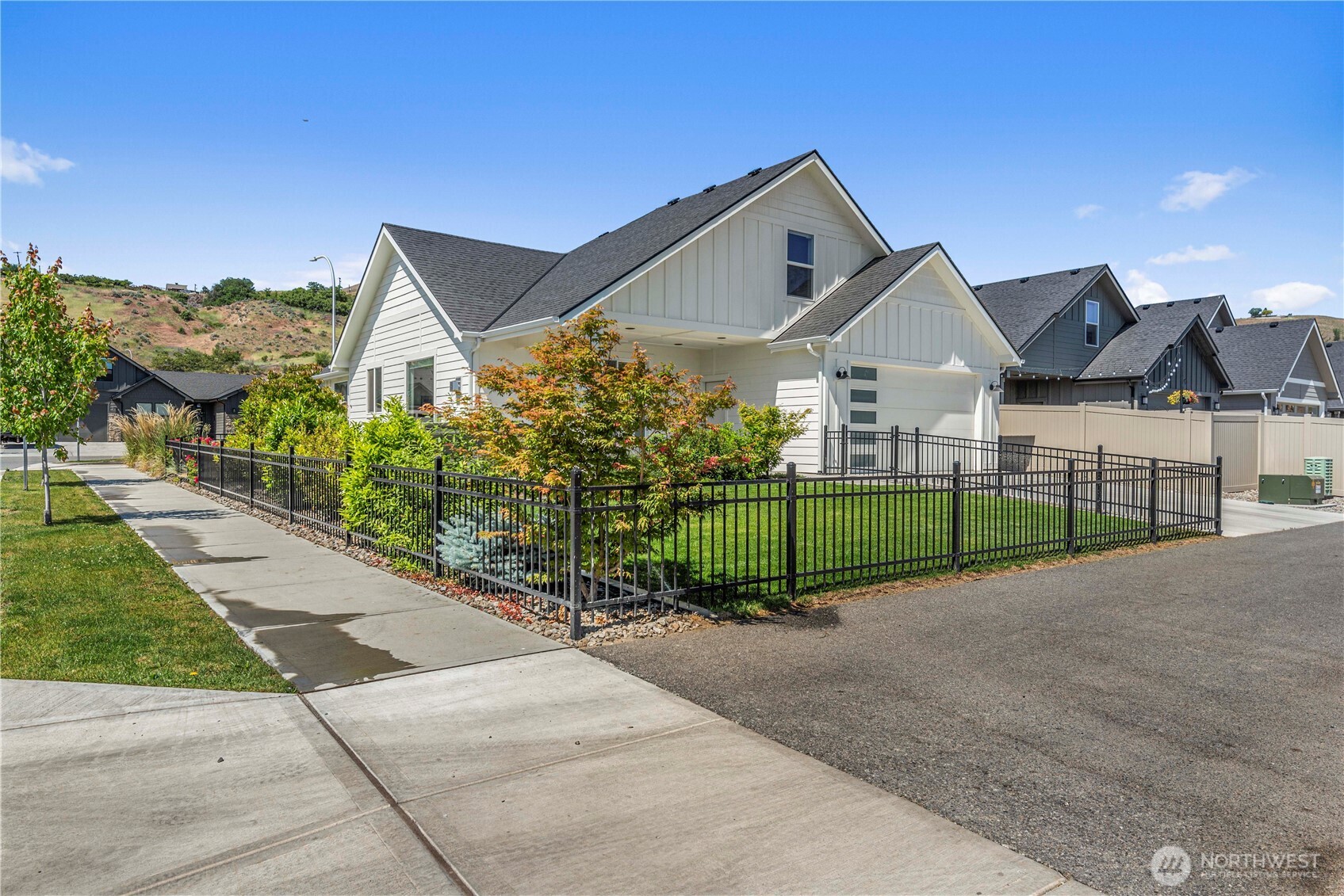 1007 Racine Springs Drive Property Photo 37