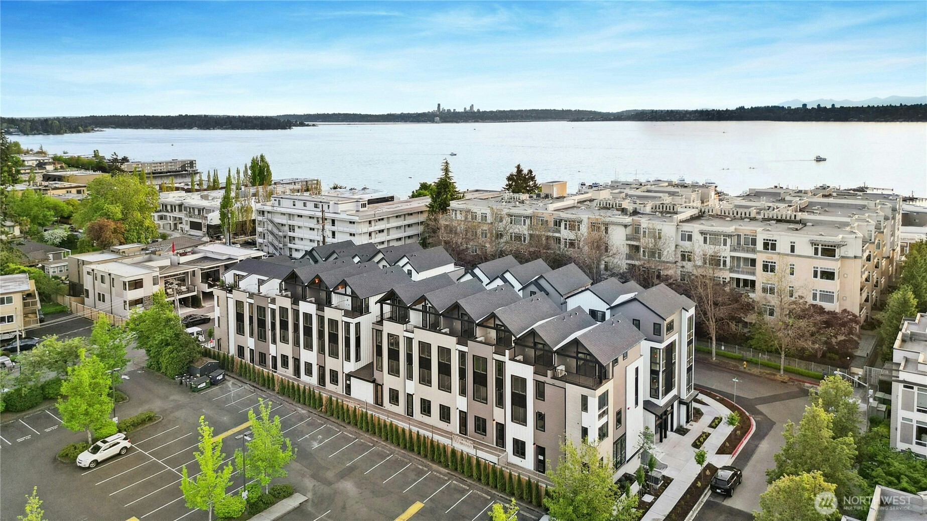 110 B 2nd Street Property Photo 1