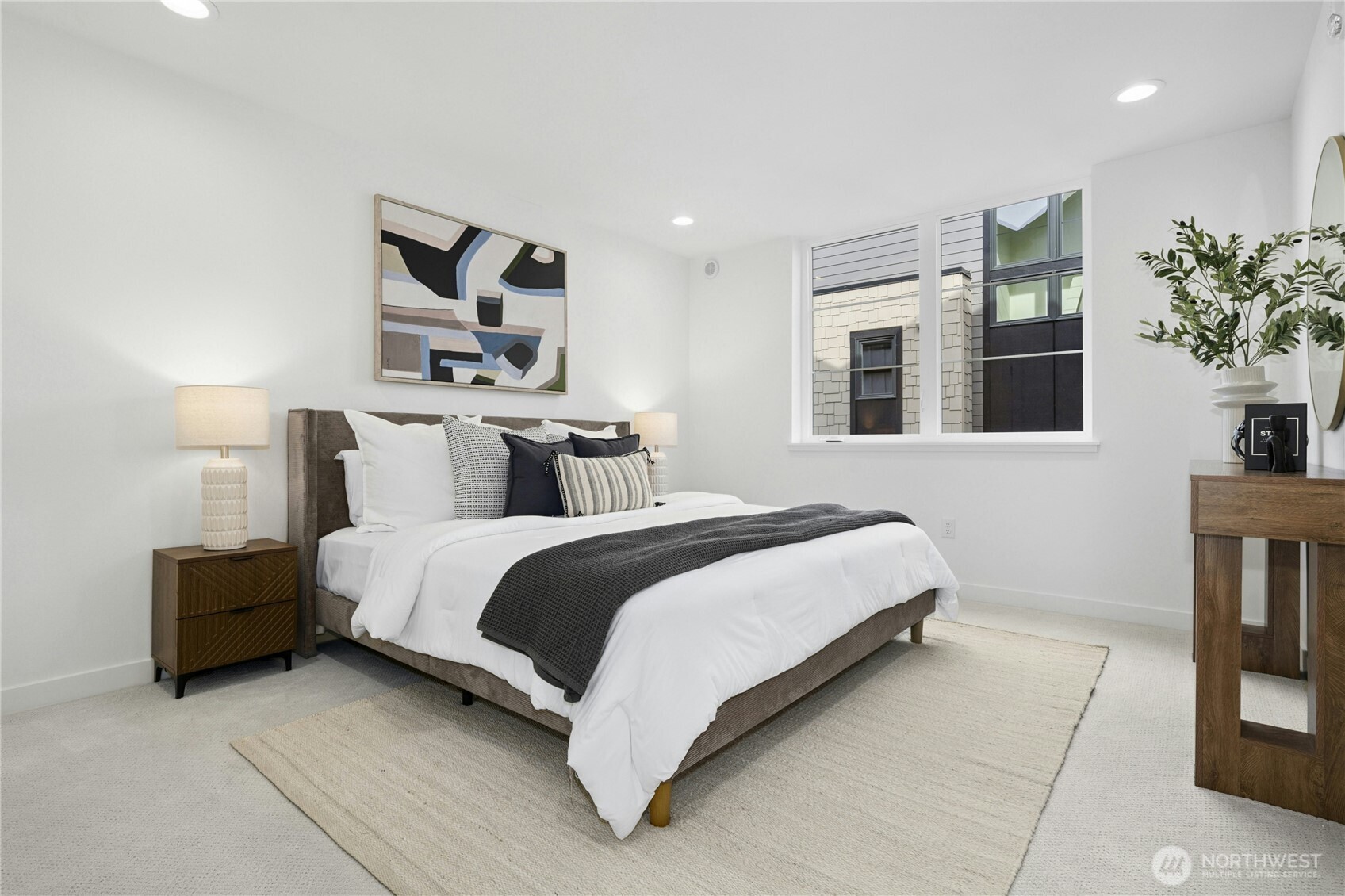 110 B 2nd Street Property Photo 14